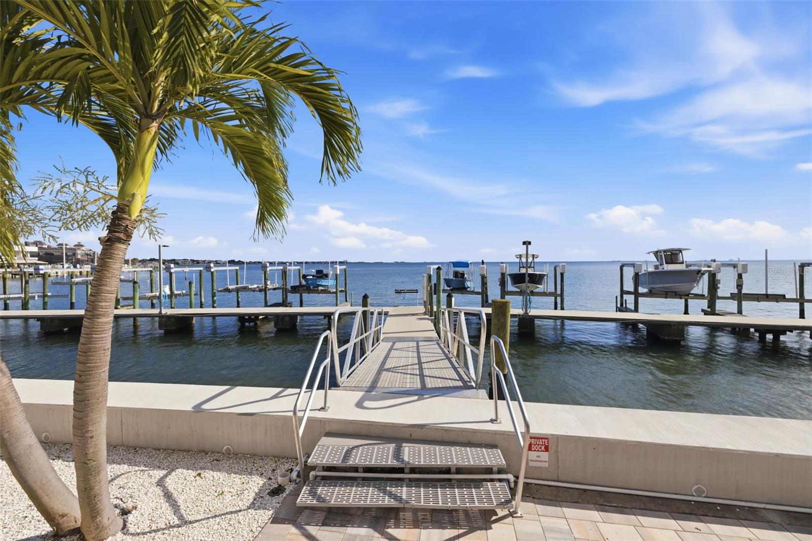 5700 MARINER CONDO - Residential