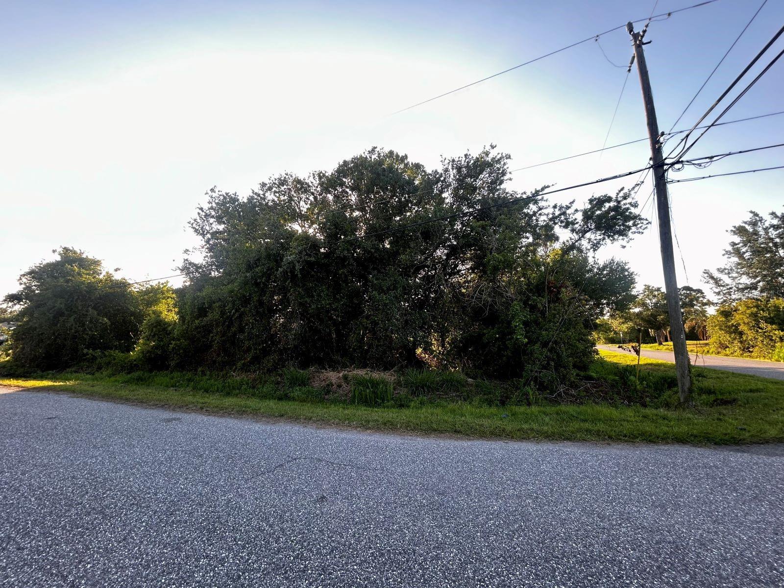 PORT CHARLOTTE SUB 27 - Land