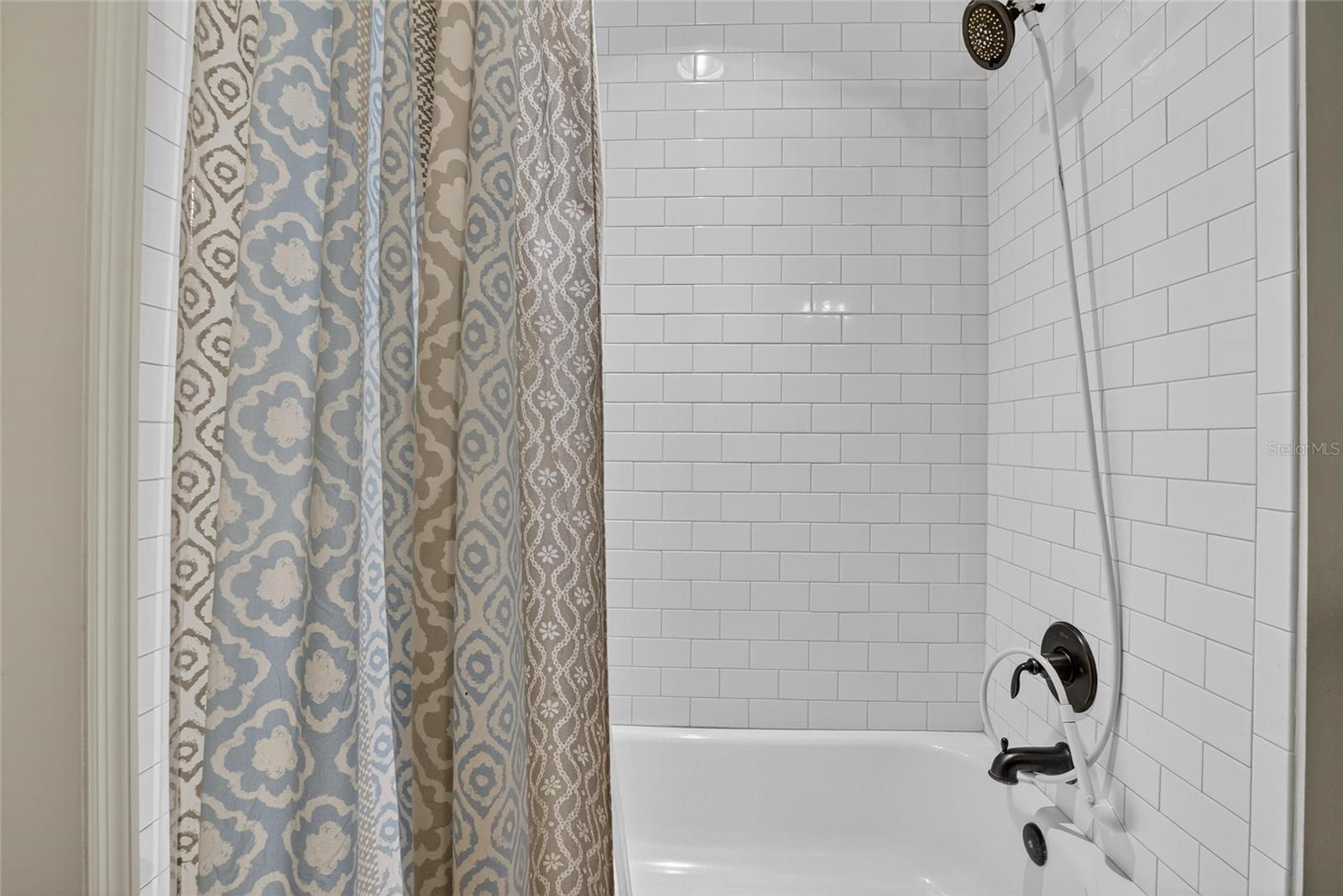 RUSTIC OAKS PLANTATION - Residential