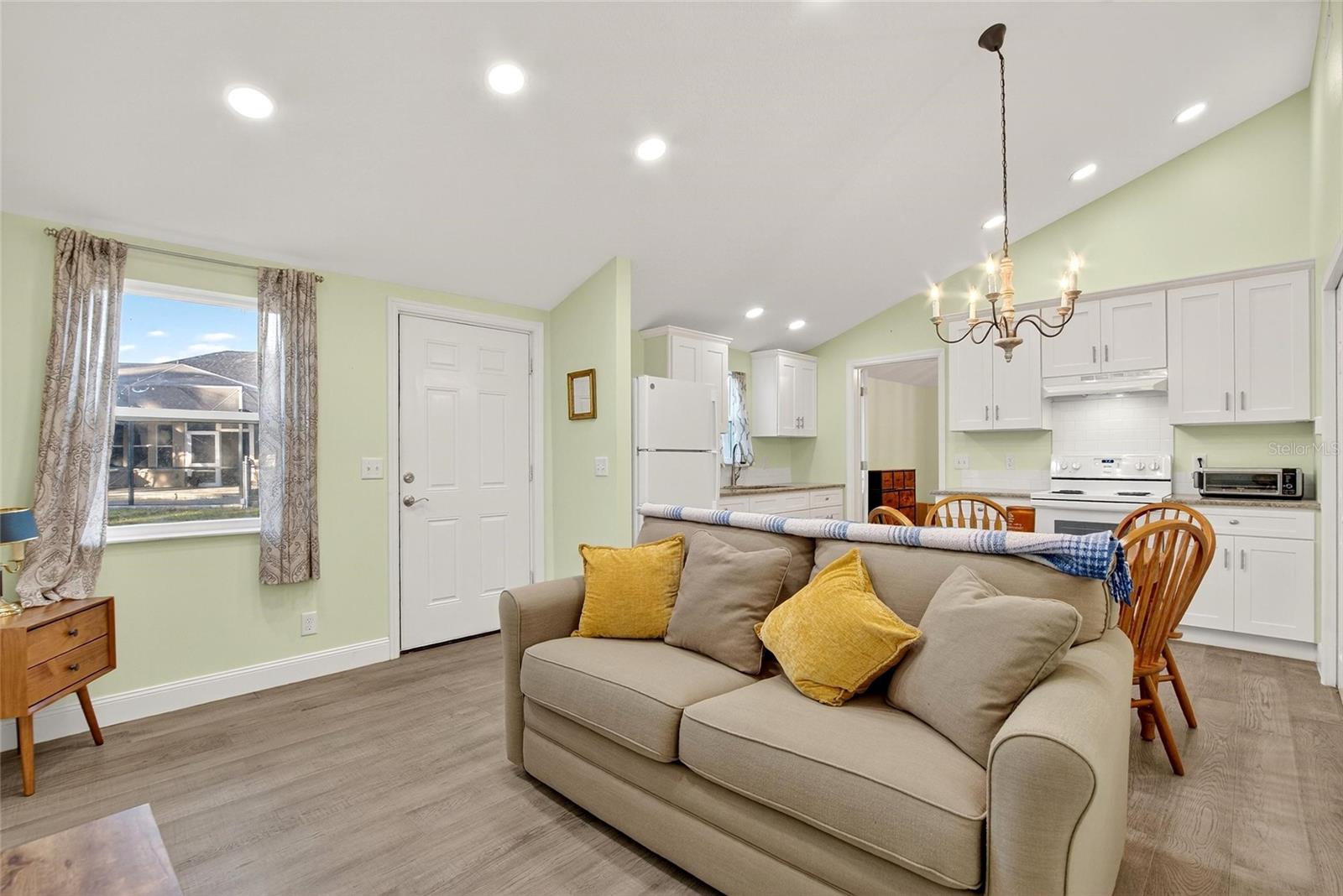 RUSTIC OAKS PLANTATION - Residential