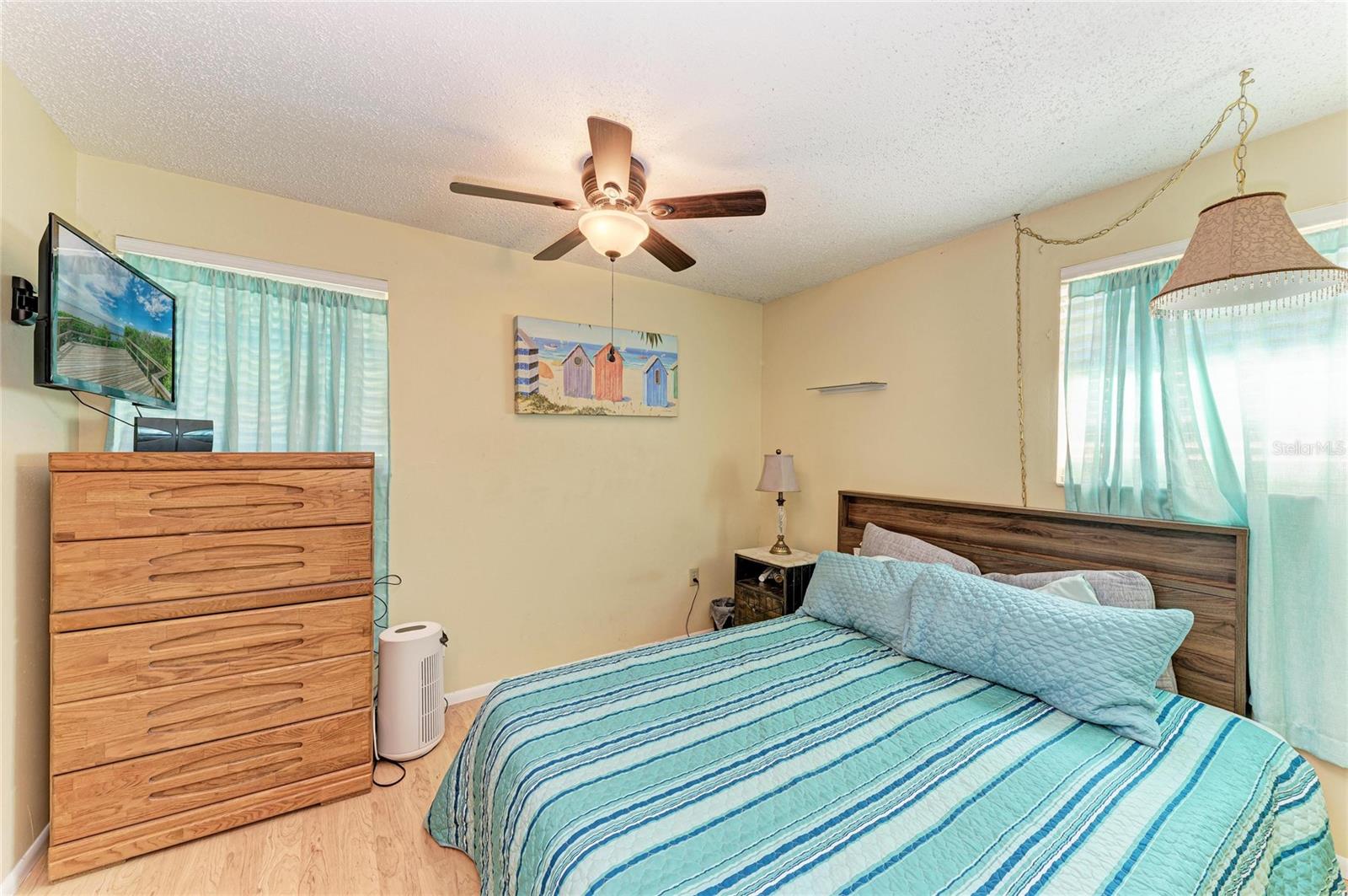 WEST BEARDED OAKS - Residential