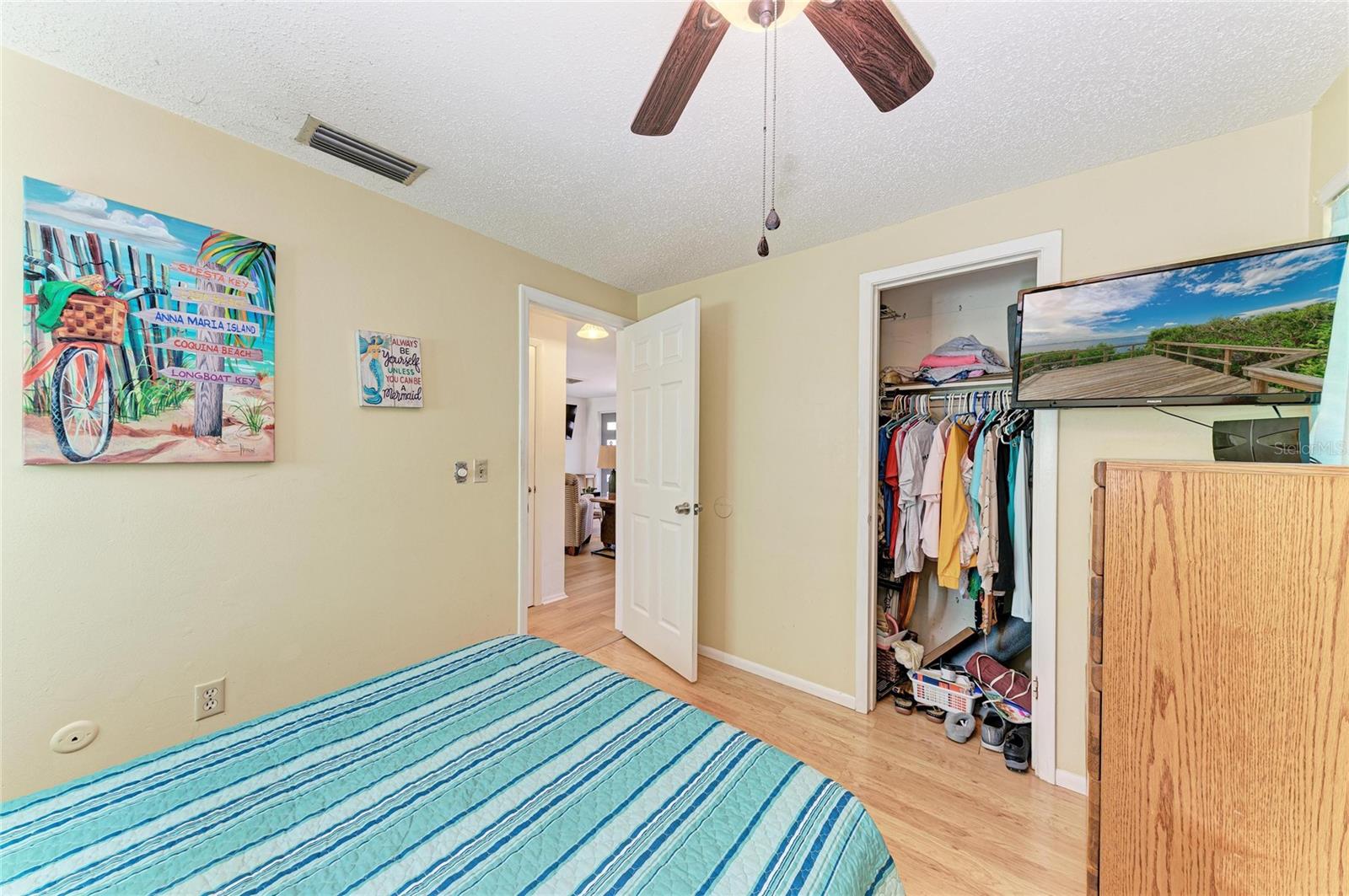 WEST BEARDED OAKS - Residential