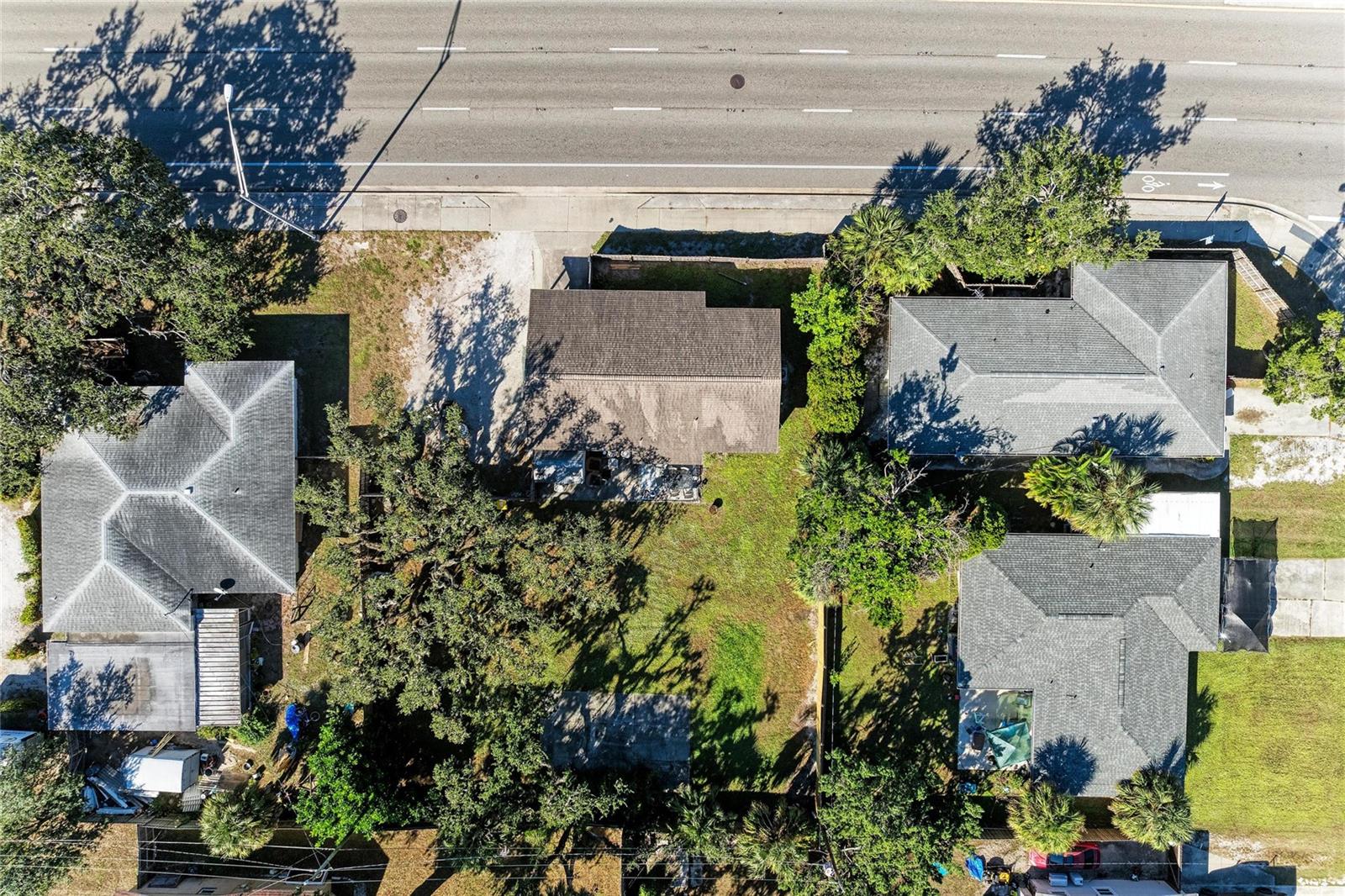 WEST BEARDED OAKS - Residential