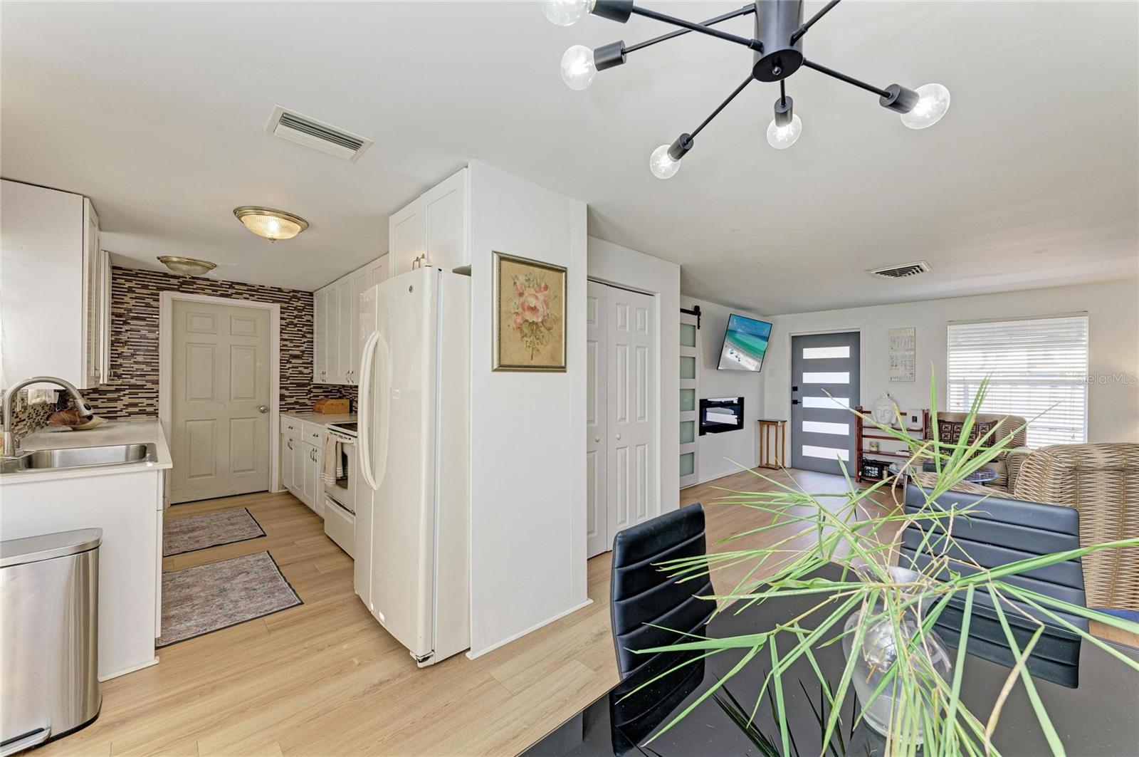 WEST BEARDED OAKS - Residential