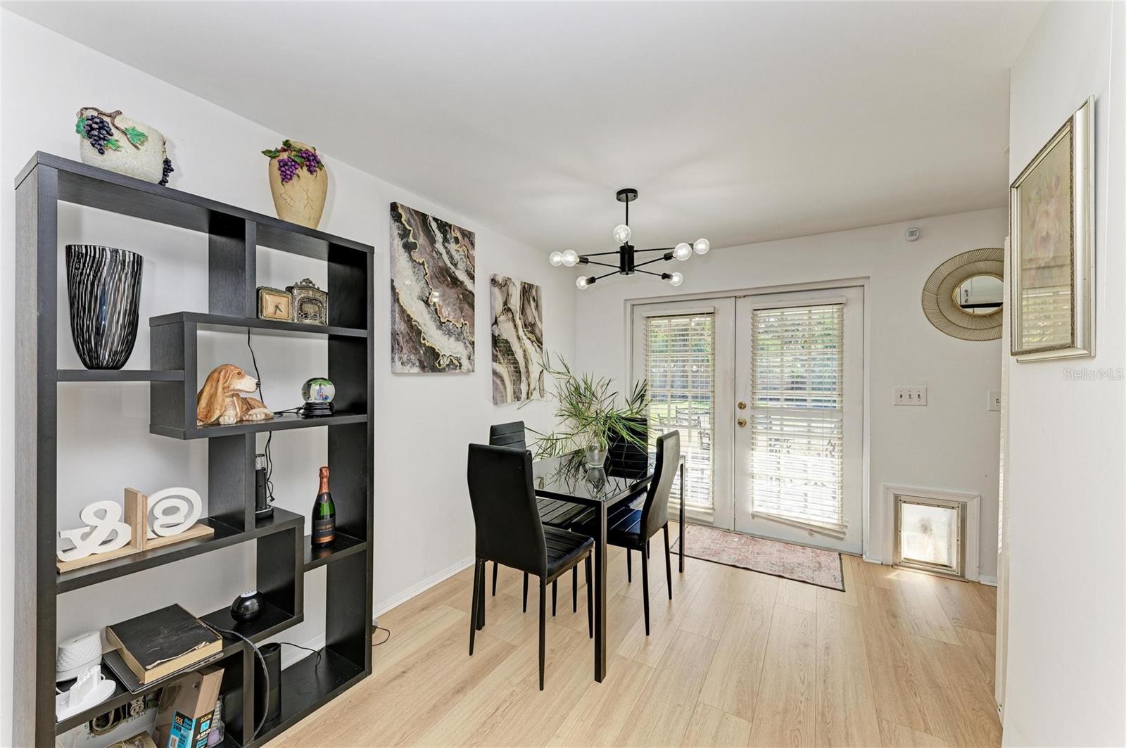 WEST BEARDED OAKS - Residential