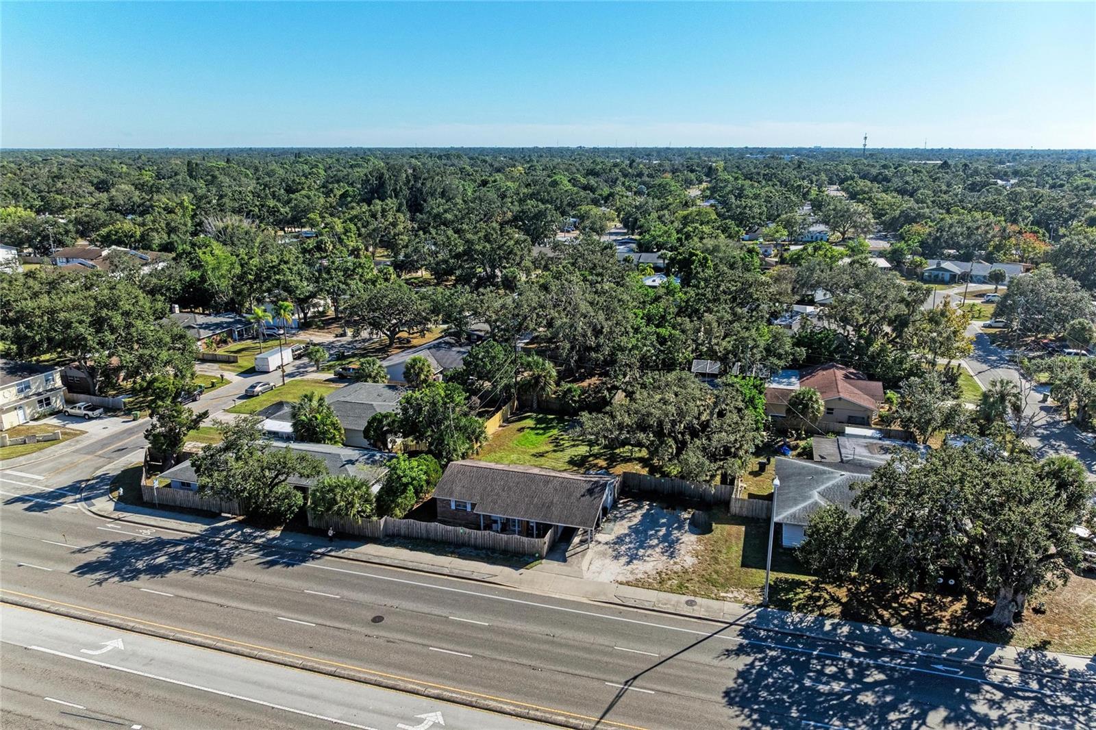 WEST BEARDED OAKS - Residential