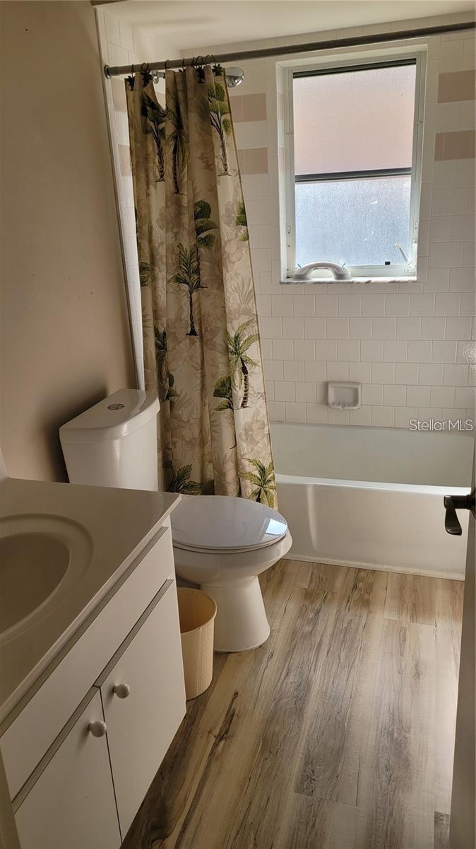 GULF VIEW ESTATES - Residential Lease