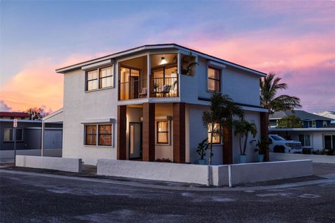 Photo of 113 176th Avenue W, Redington Shores, FL 33708 (MLS # TB8472925)