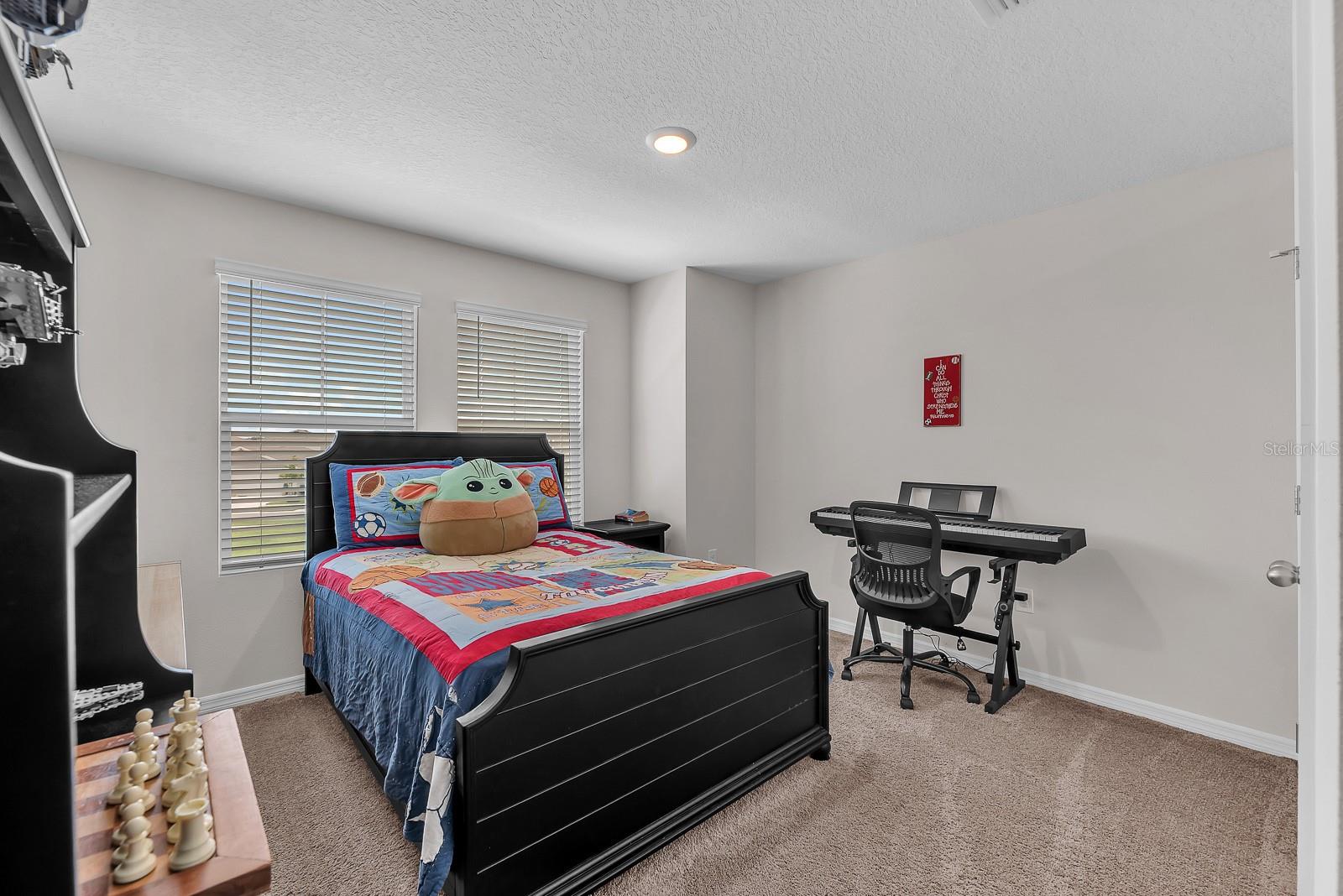 HINTON HAWKSTONE - Residential
