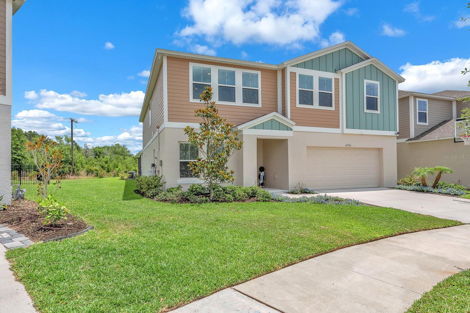 HINTON HAWKSTONE - Residential