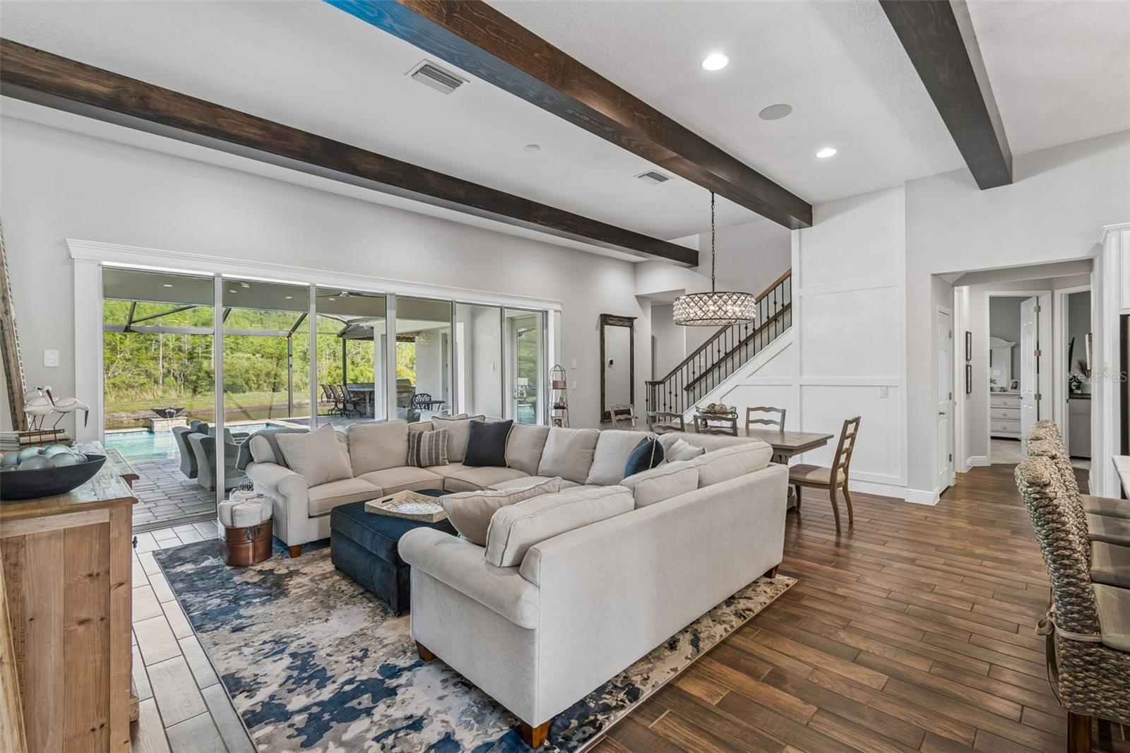 8768 BIRCHLEAF COURT