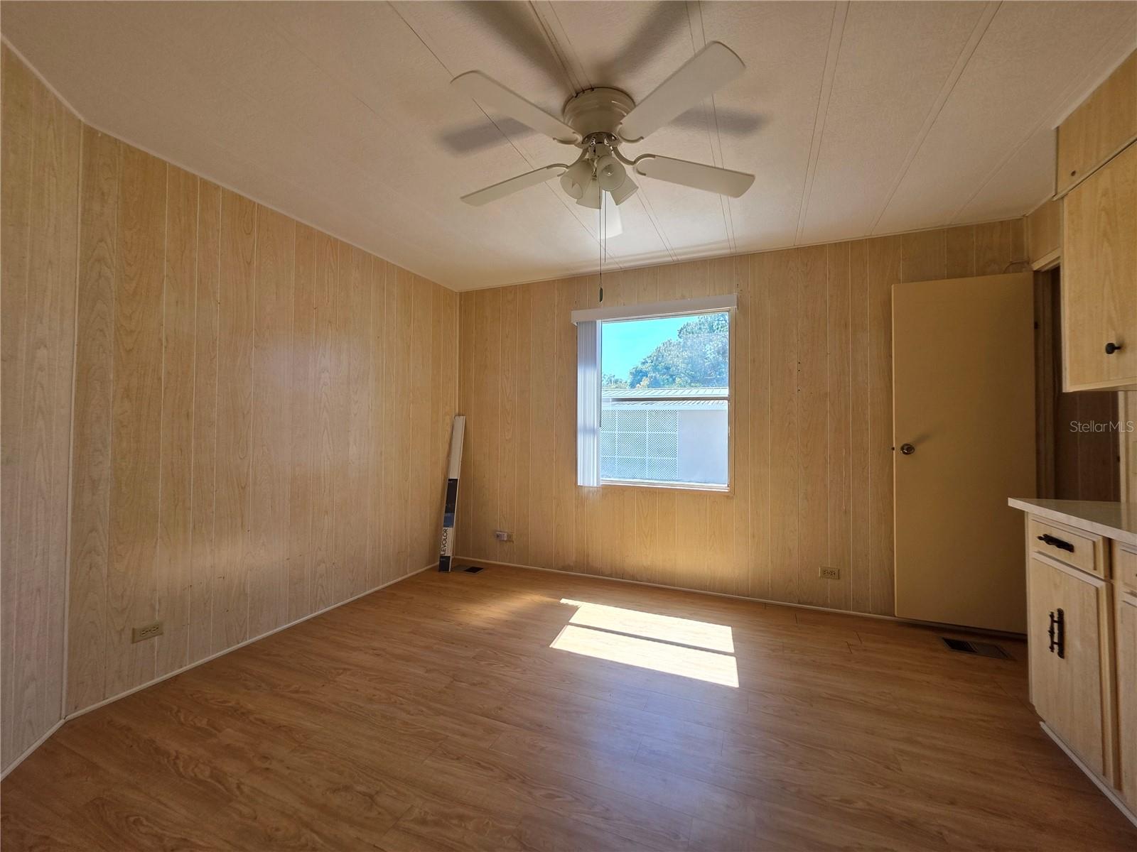 TAVARES LAKE FRANCES ESTATES - Residential