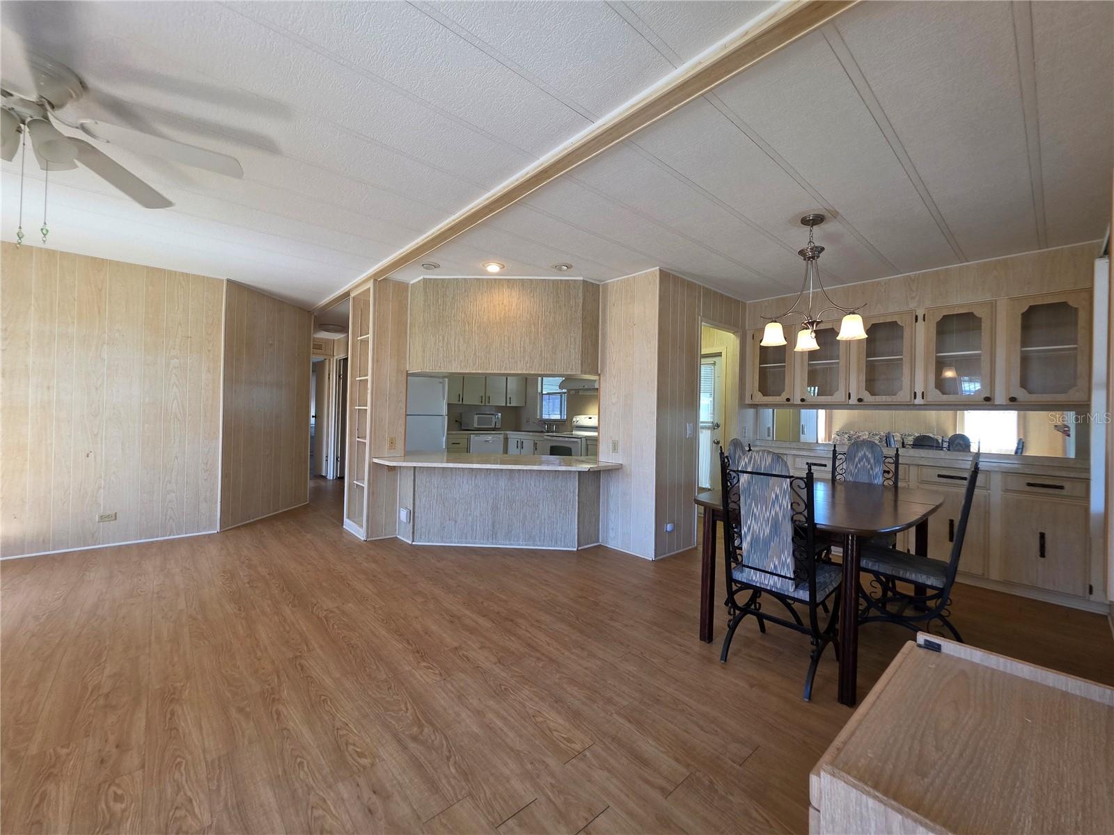 TAVARES LAKE FRANCES ESTATES - Residential