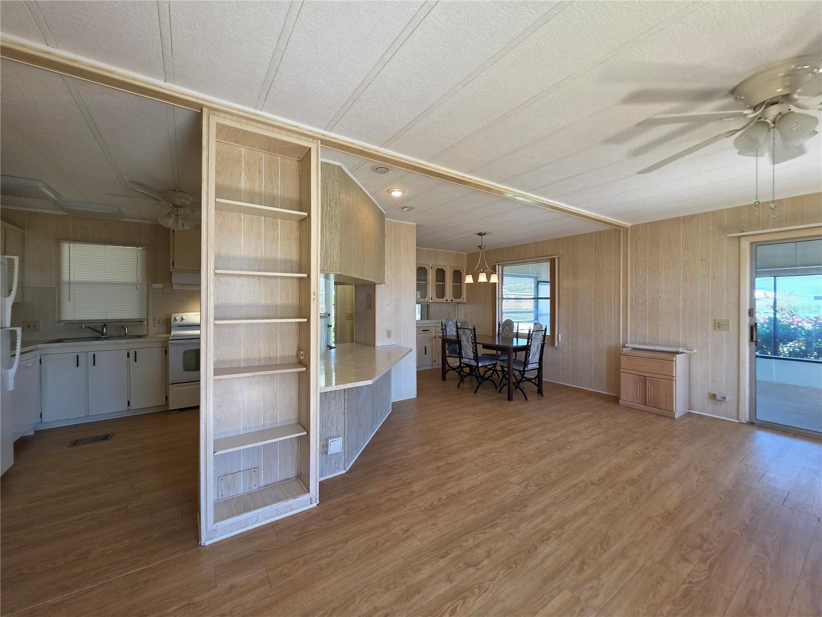 TAVARES LAKE FRANCES ESTATES - Residential