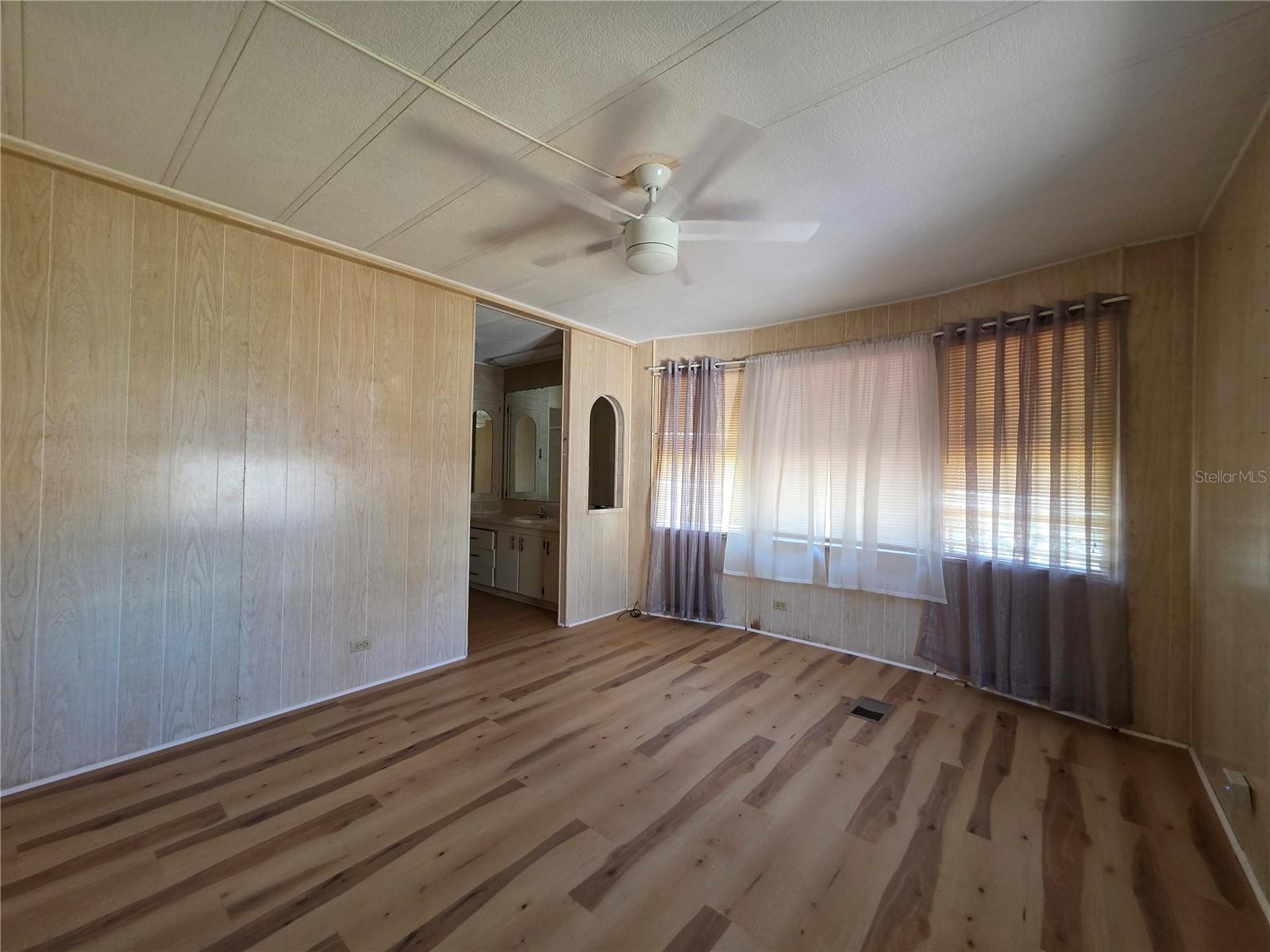 TAVARES LAKE FRANCES ESTATES - Residential