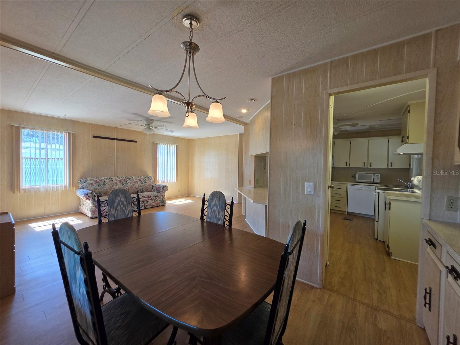 TAVARES LAKE FRANCES ESTATES - Residential