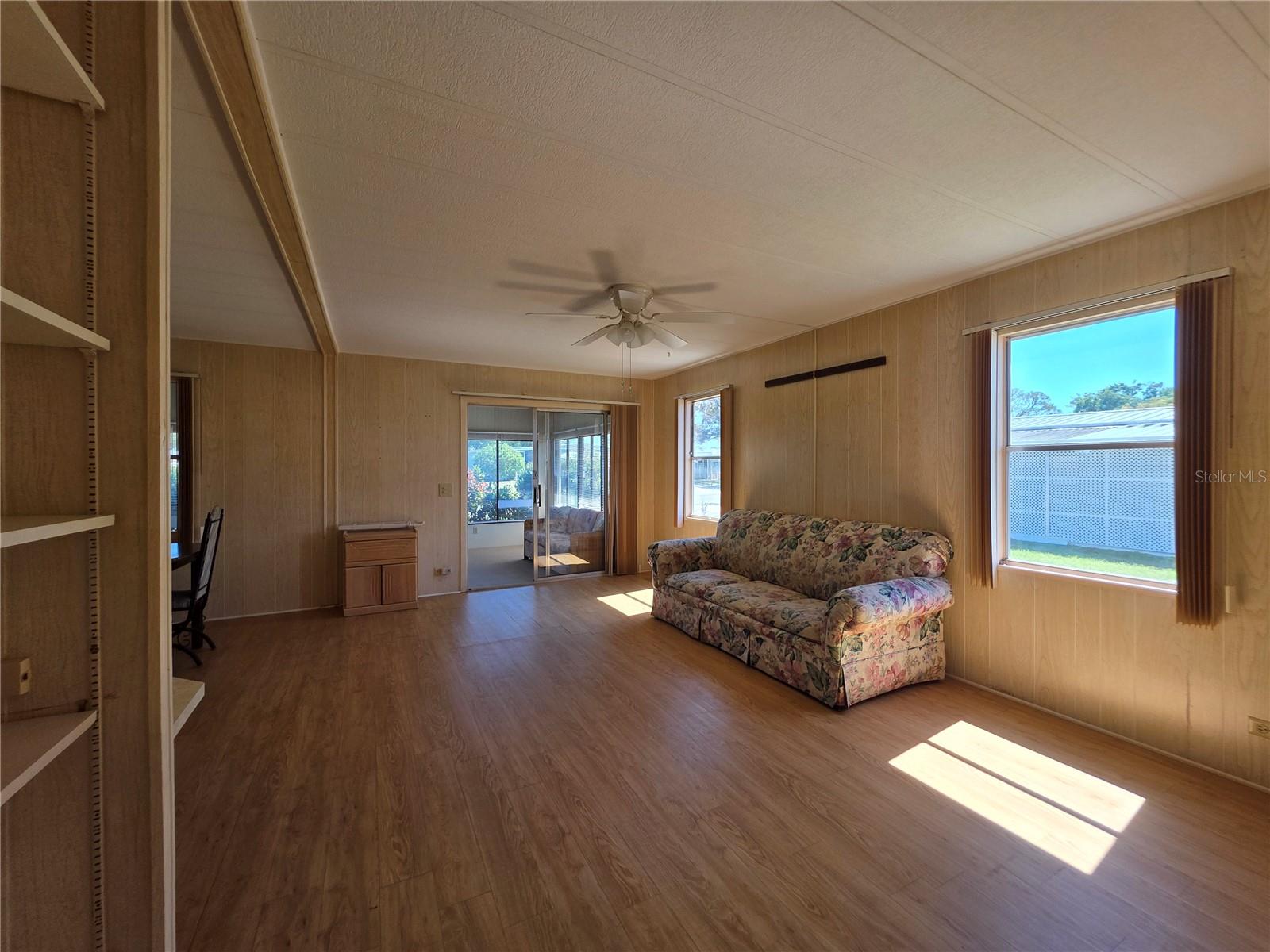 TAVARES LAKE FRANCES ESTATES - Residential