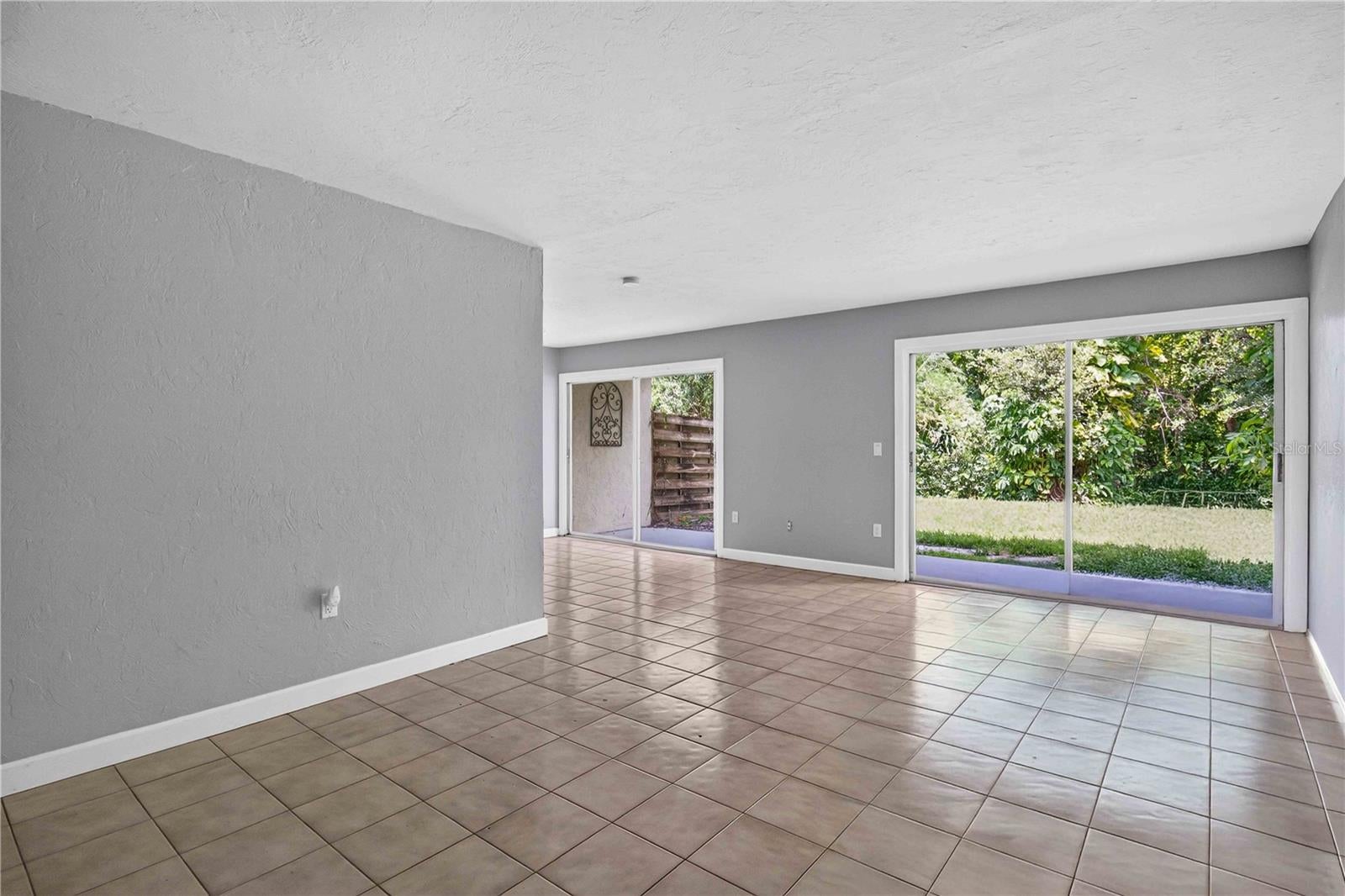 1125 LONGFELLOW WAY 125-B