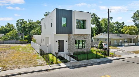 A home in TAMPA