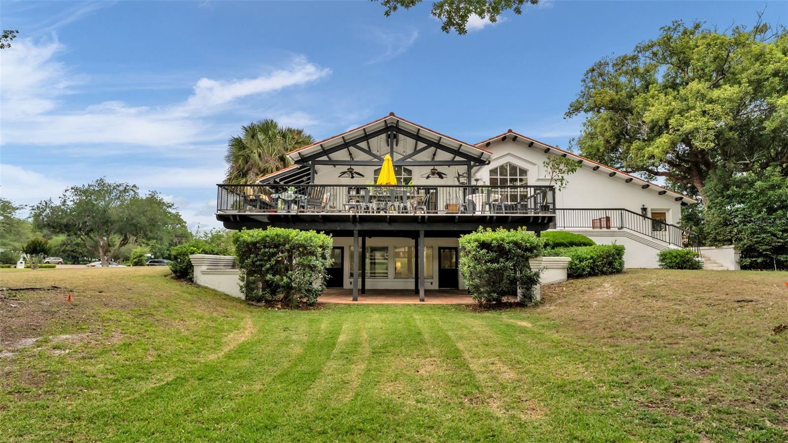 LONE PALM GOLF COURSE - Residential