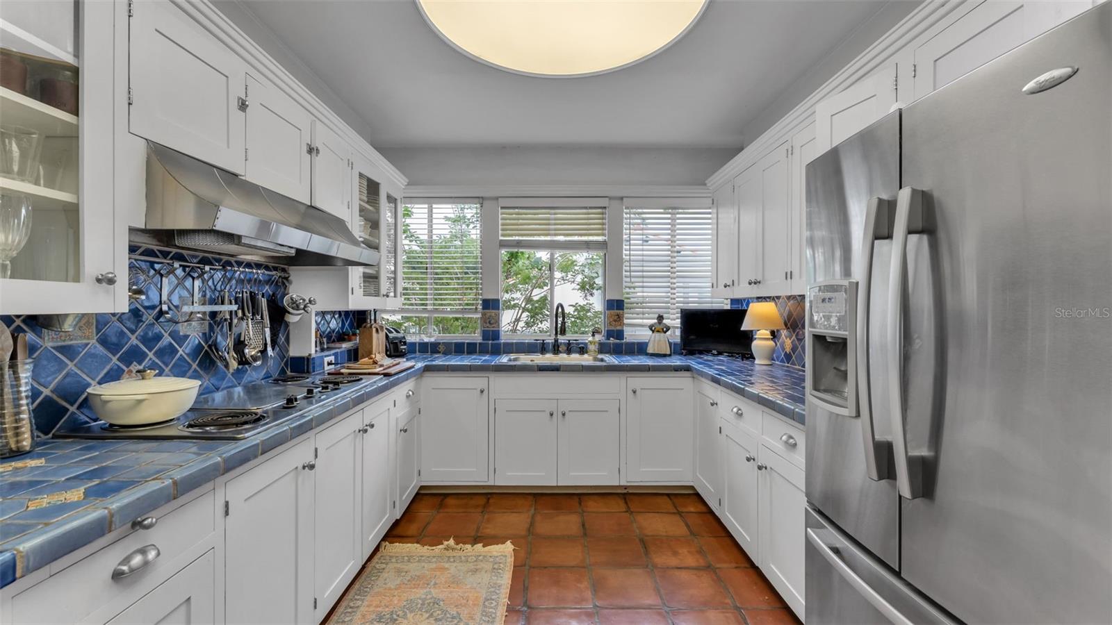 LONE PALM GOLF COURSE - Residential