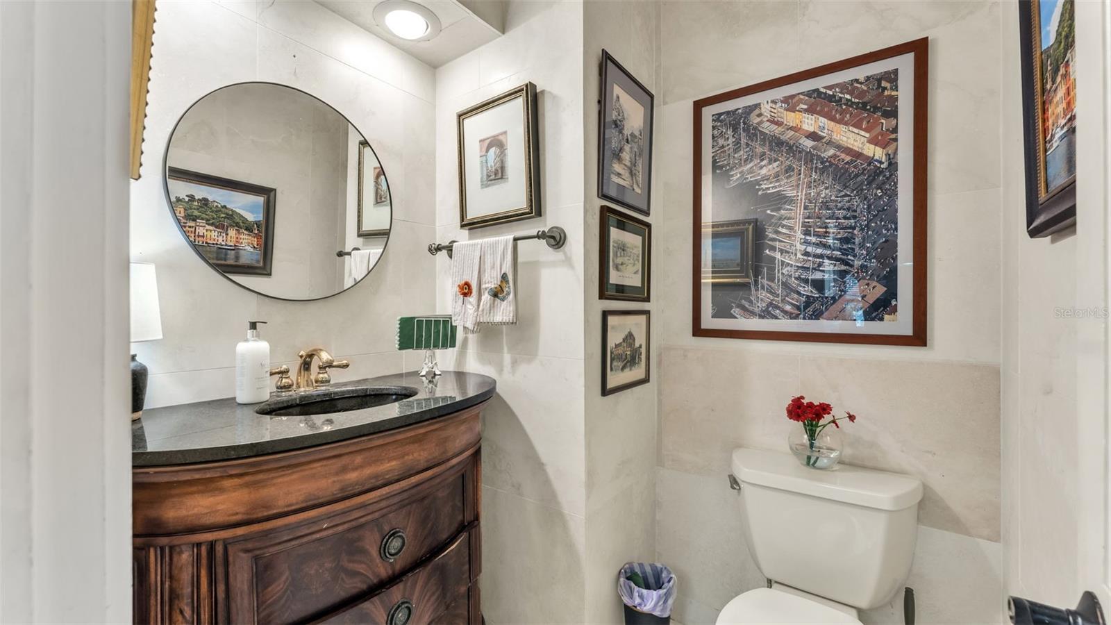 LONE PALM GOLF COURSE - Residential
