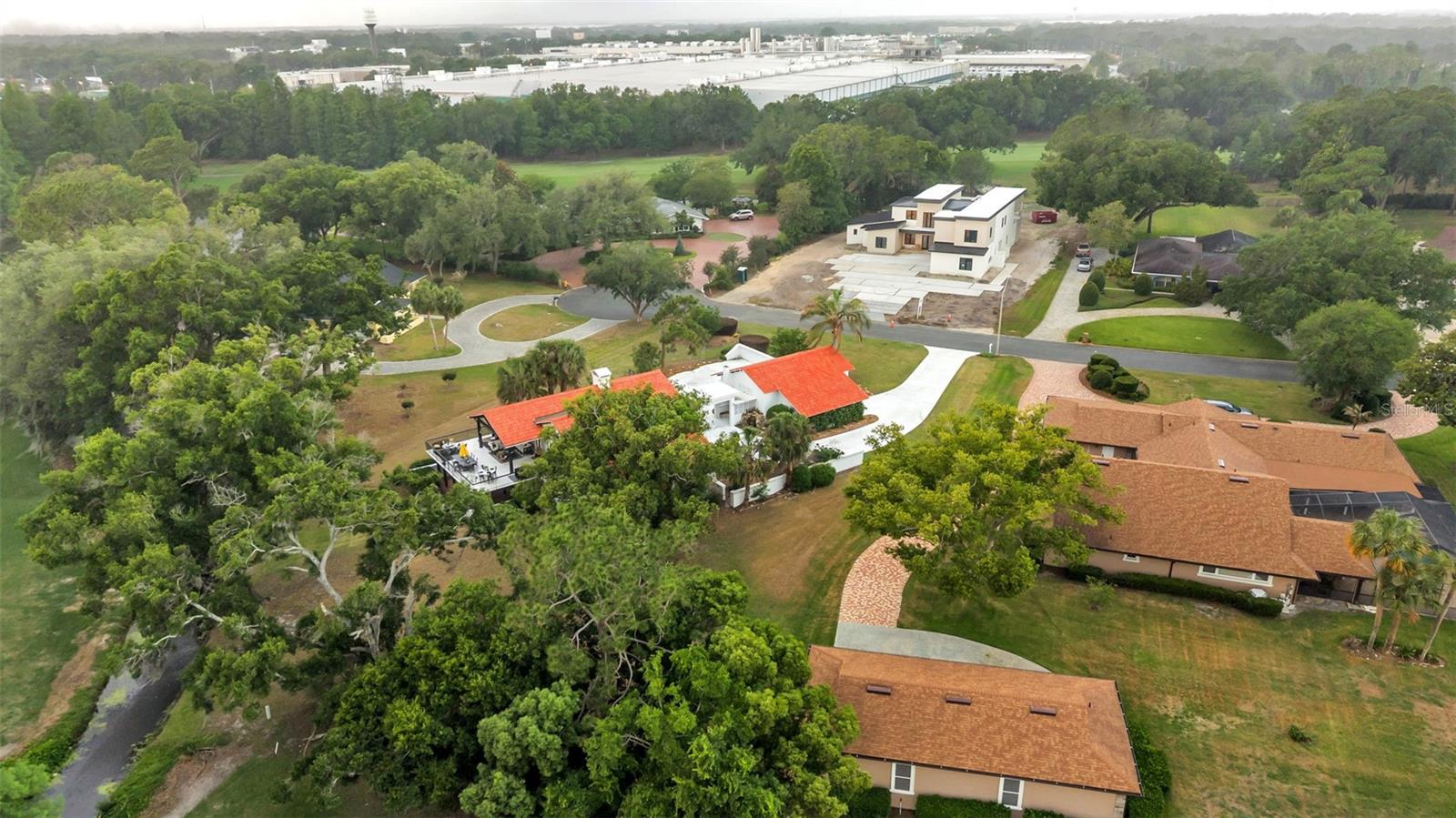 LONE PALM GOLF COURSE - Residential