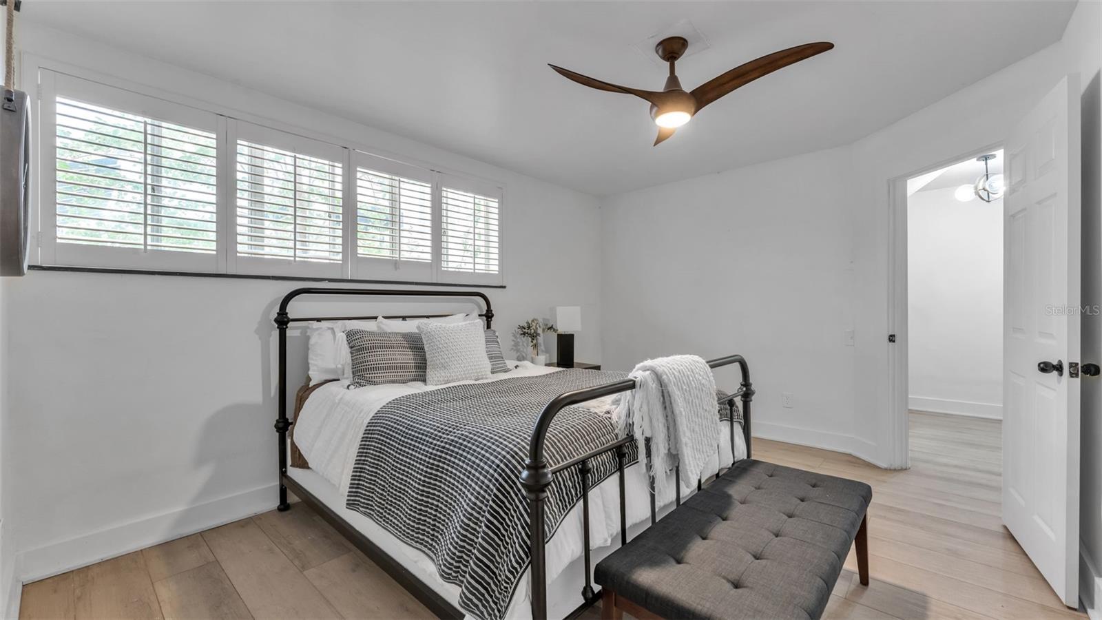 LONE PALM GOLF COURSE - Residential