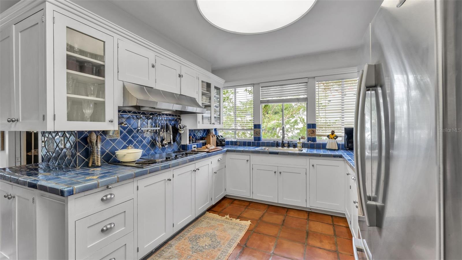 LONE PALM GOLF COURSE - Residential