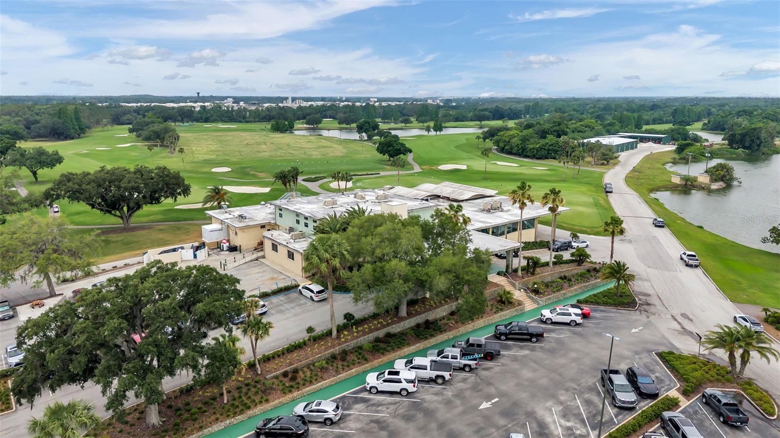 LONE PALM GOLF COURSE - Residential