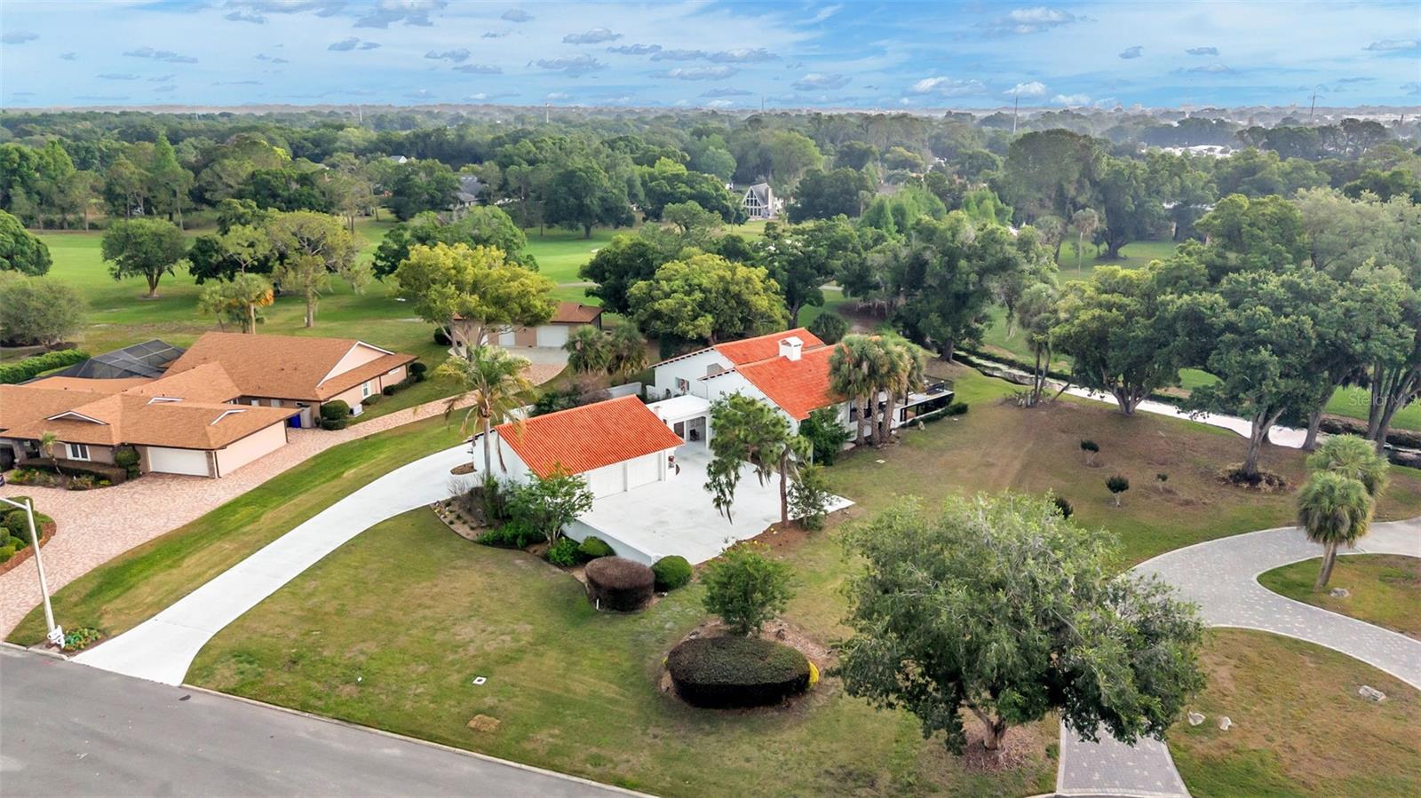 LONE PALM GOLF COURSE - Residential