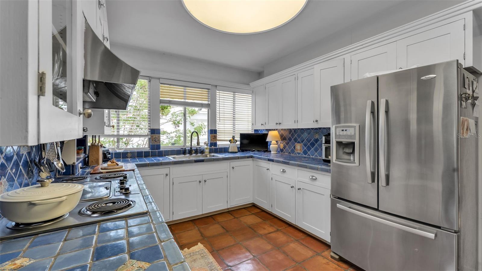 LONE PALM GOLF COURSE - Residential
