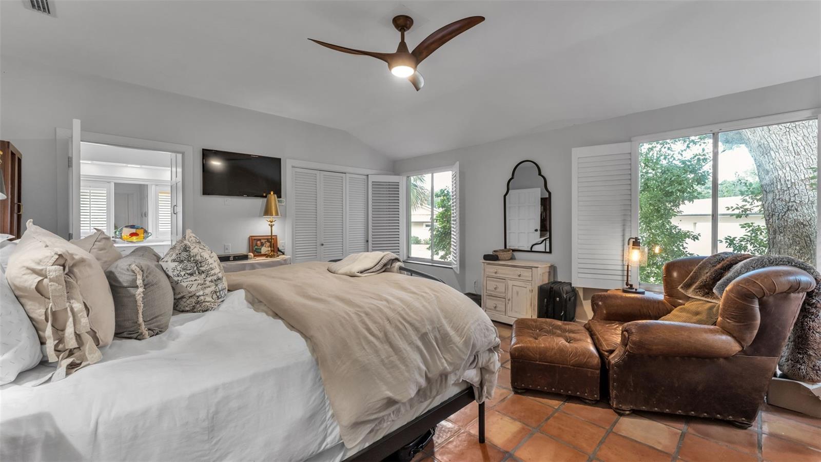 LONE PALM GOLF COURSE - Residential