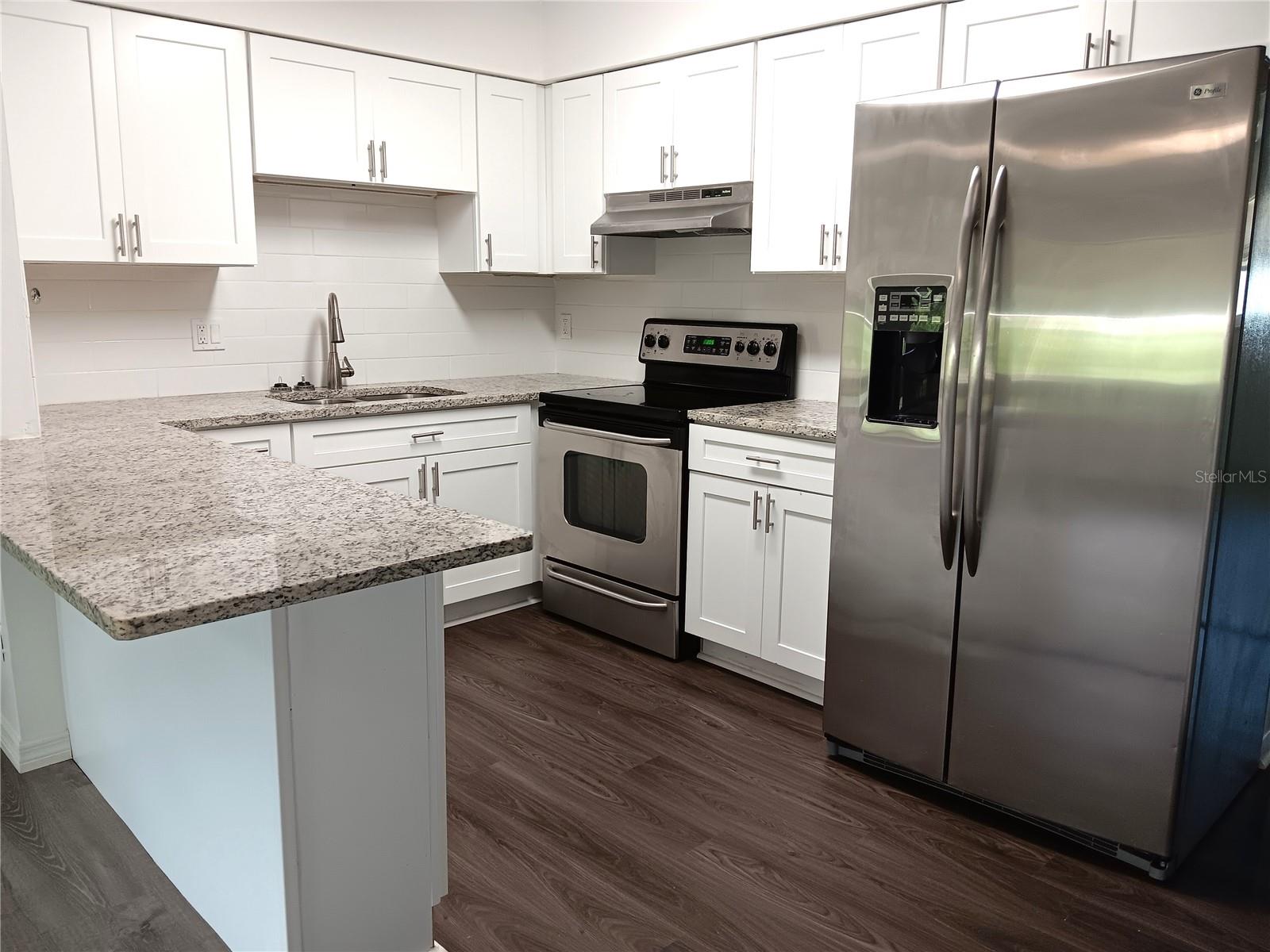 NORTH ST PETERSBURG - Residential Lease