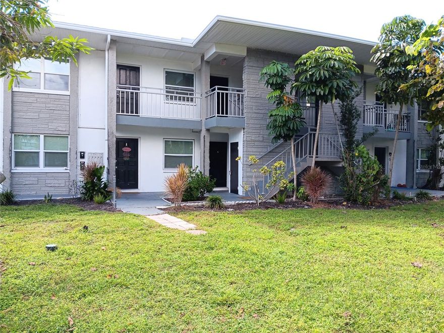 Spacious 2nd-floor walk-up two-bedroom apartment in small, quiet building in north St Petersburg near 4th street corridor. This newly renovated, 800 sf unit features luxury vinyl plank flooring throughout, fresh paint, new windows, and great closet space, including a hall pantry and extra closet space near the HVAC. Updated kitchen has large breakfast bar open to the living-dining area. Granite countertops and stainless steel appliances complement new, crisp ivory cabinets. Off street parking. Coin laundry in building. Water-sewer-trash included in rent. One cat ok with $150 fee.