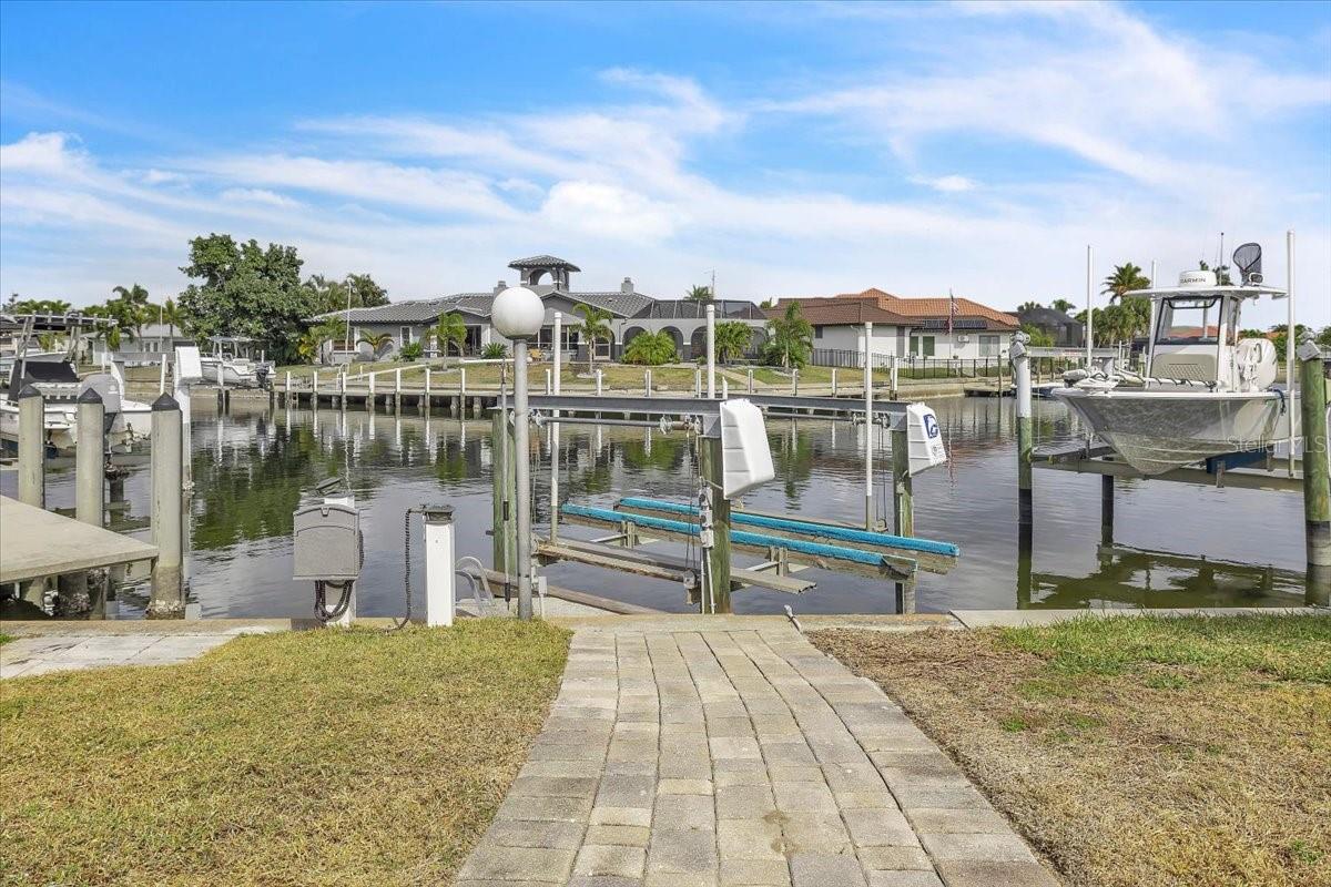 PUNTA GORDA ISLES SEC 07 - Residential