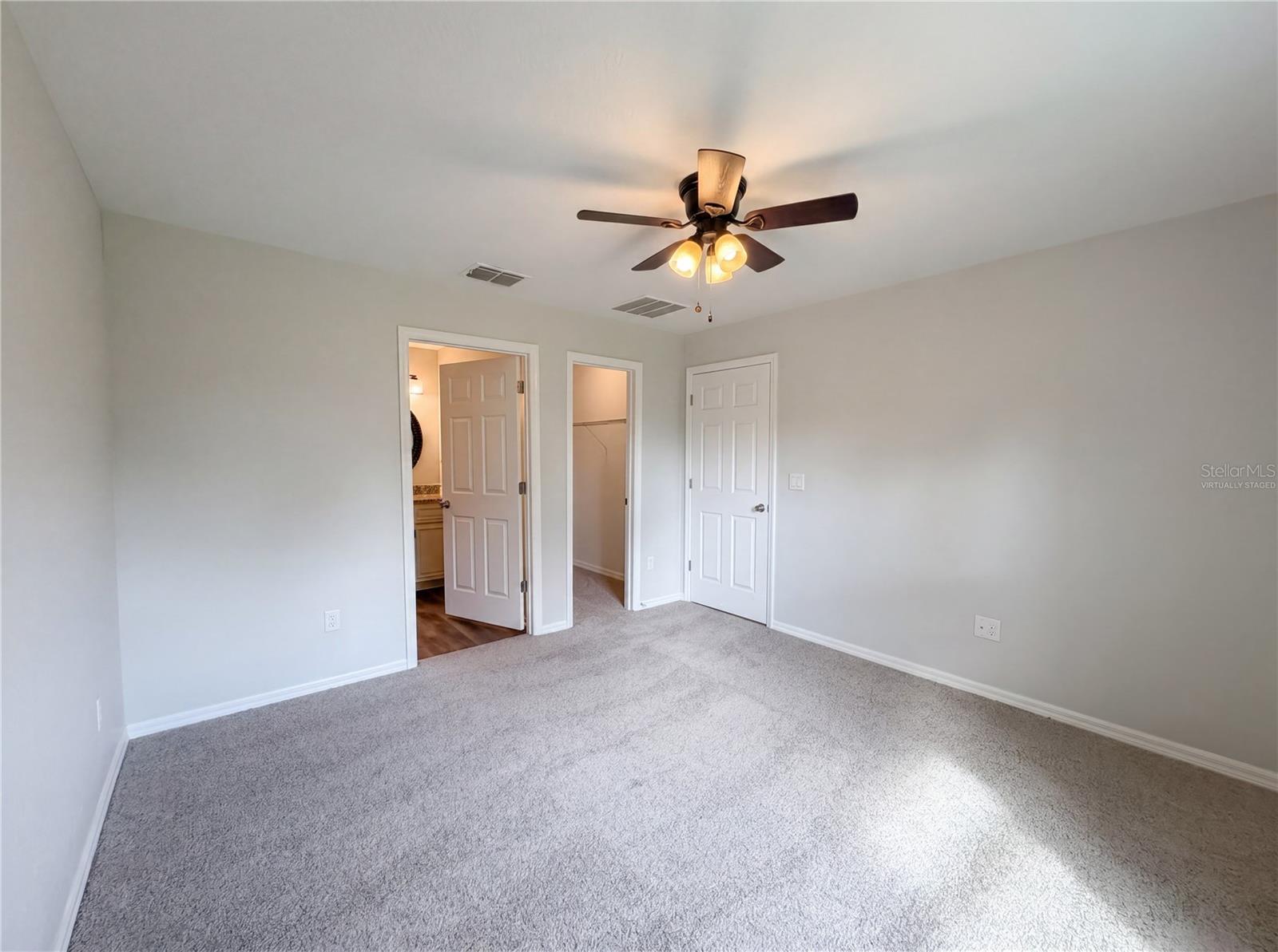 MARION OAKS UN 4 - Residential