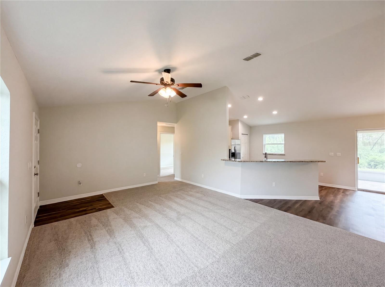 MARION OAKS UN 4 - Residential