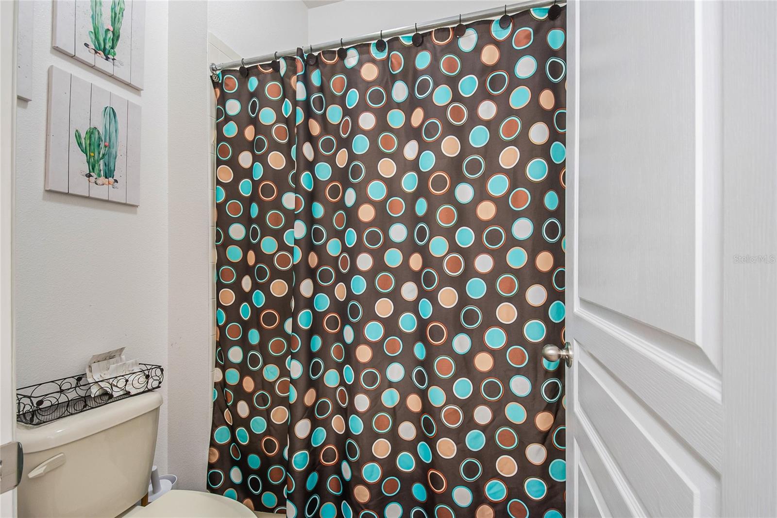 DORAL POINTE NORTH - Residential