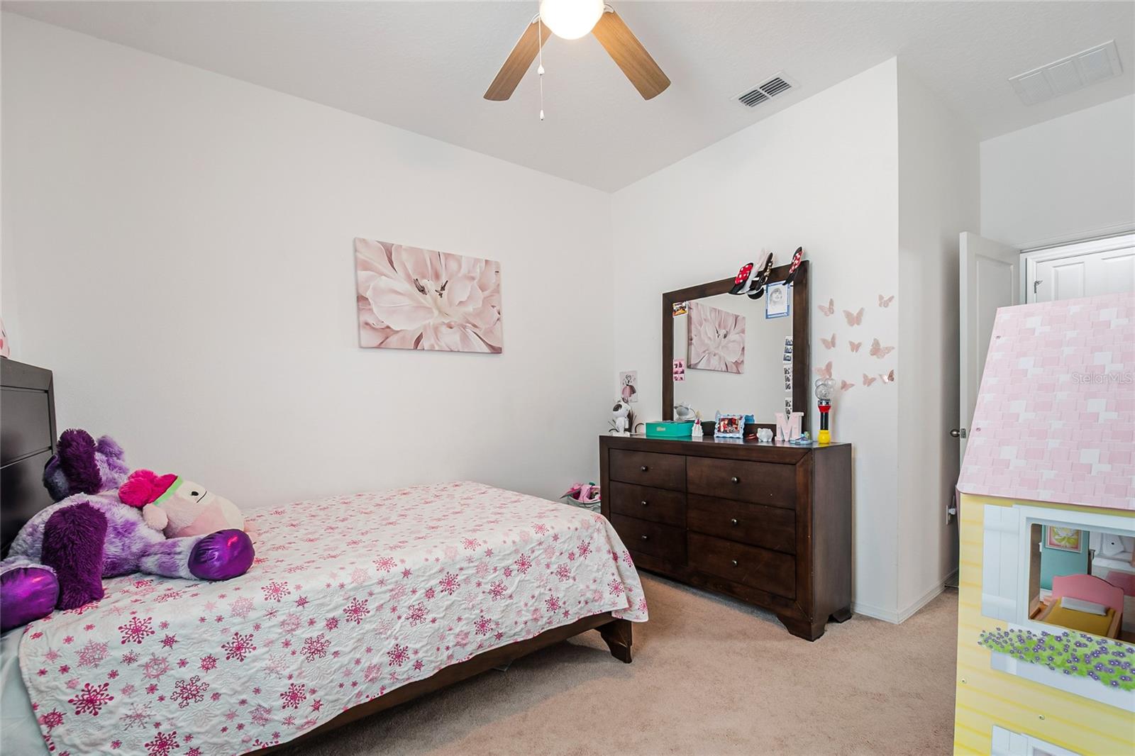 DORAL POINTE NORTH - Residential