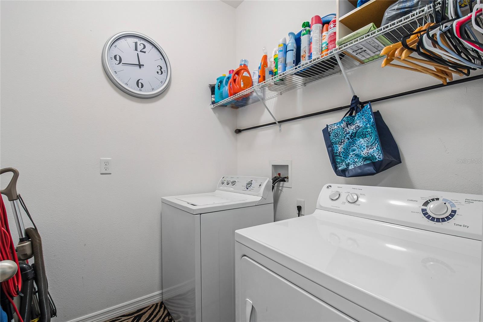 DORAL POINTE NORTH - Residential