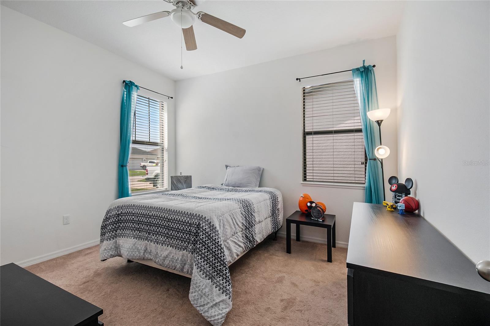 DORAL POINTE NORTH - Residential