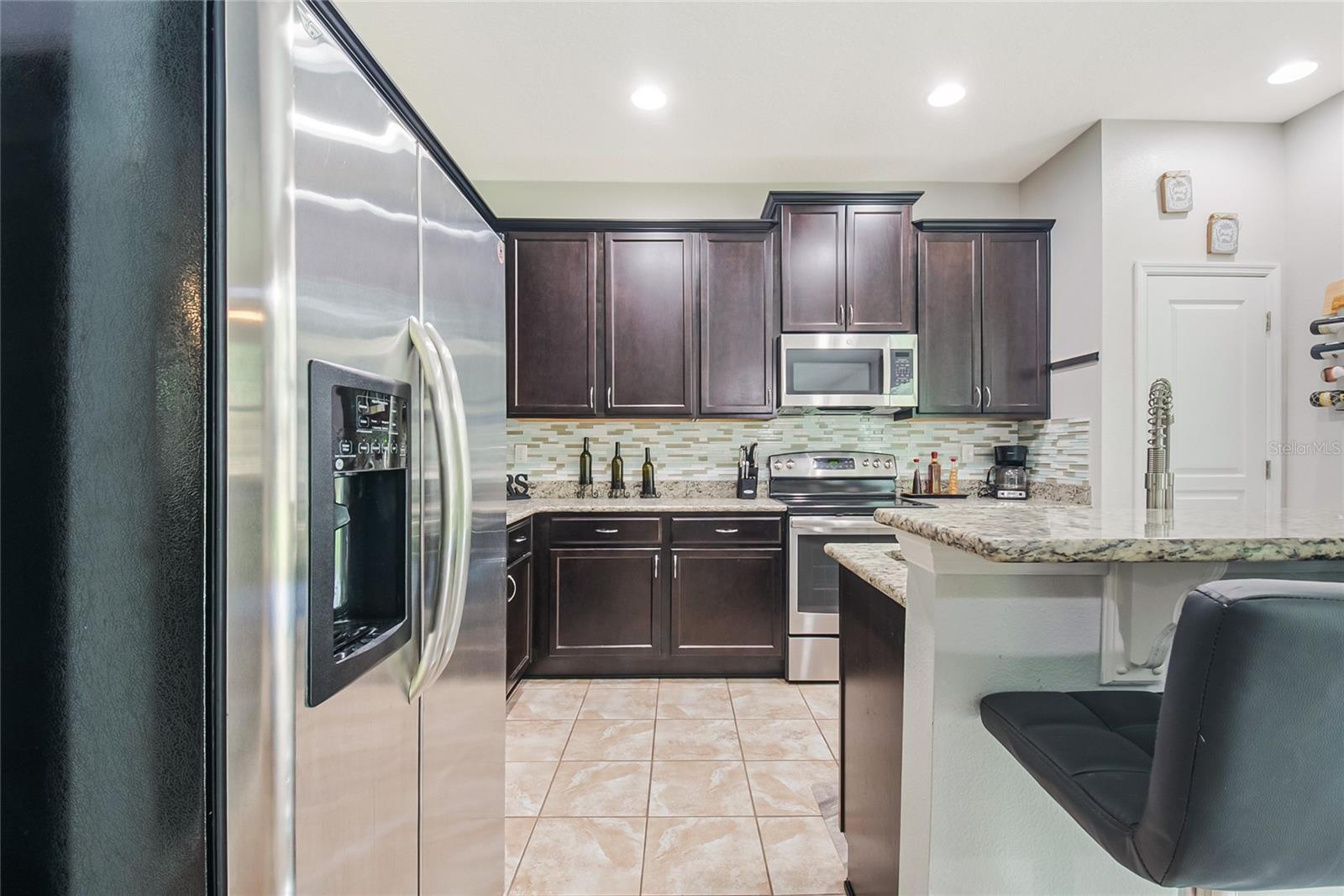 DORAL POINTE NORTH - Residential