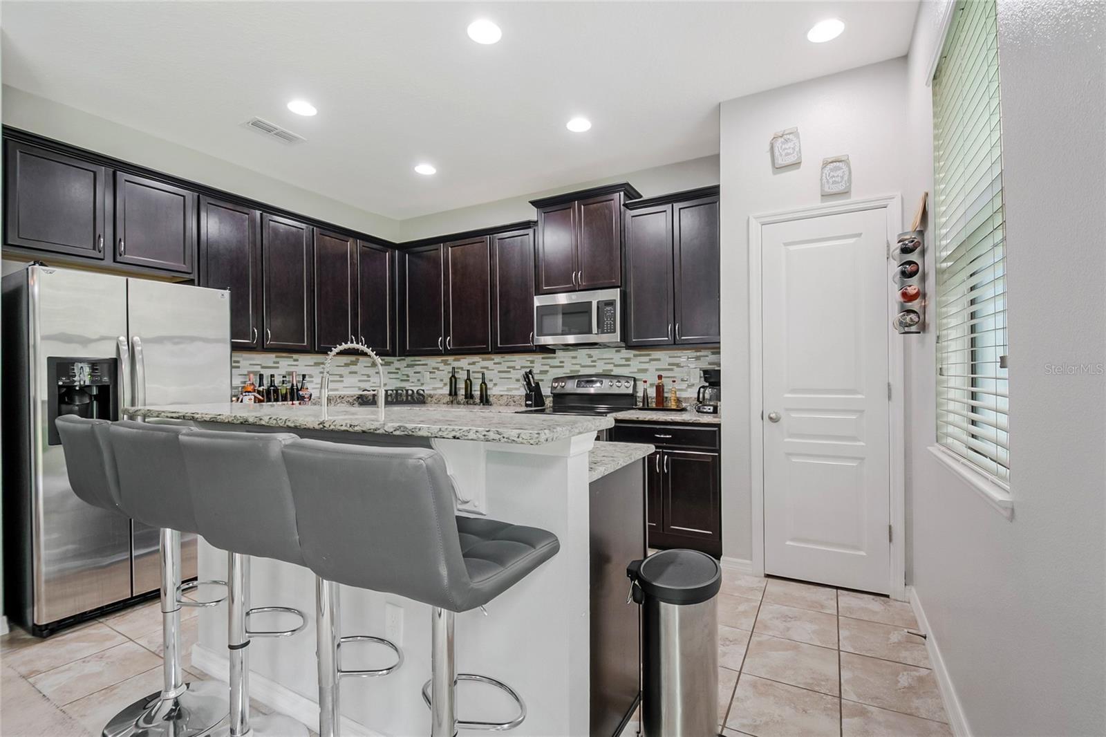 DORAL POINTE NORTH - Residential