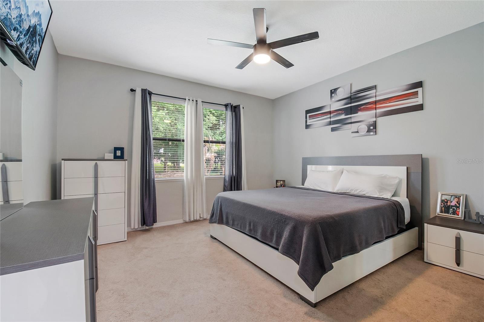 DORAL POINTE NORTH - Residential