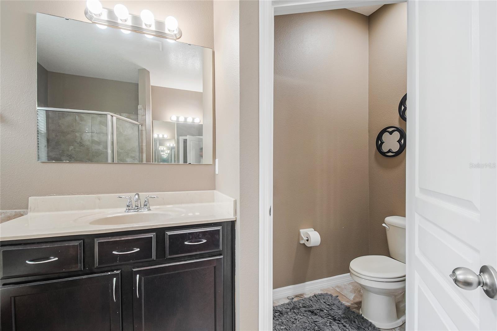 DORAL POINTE NORTH - Residential