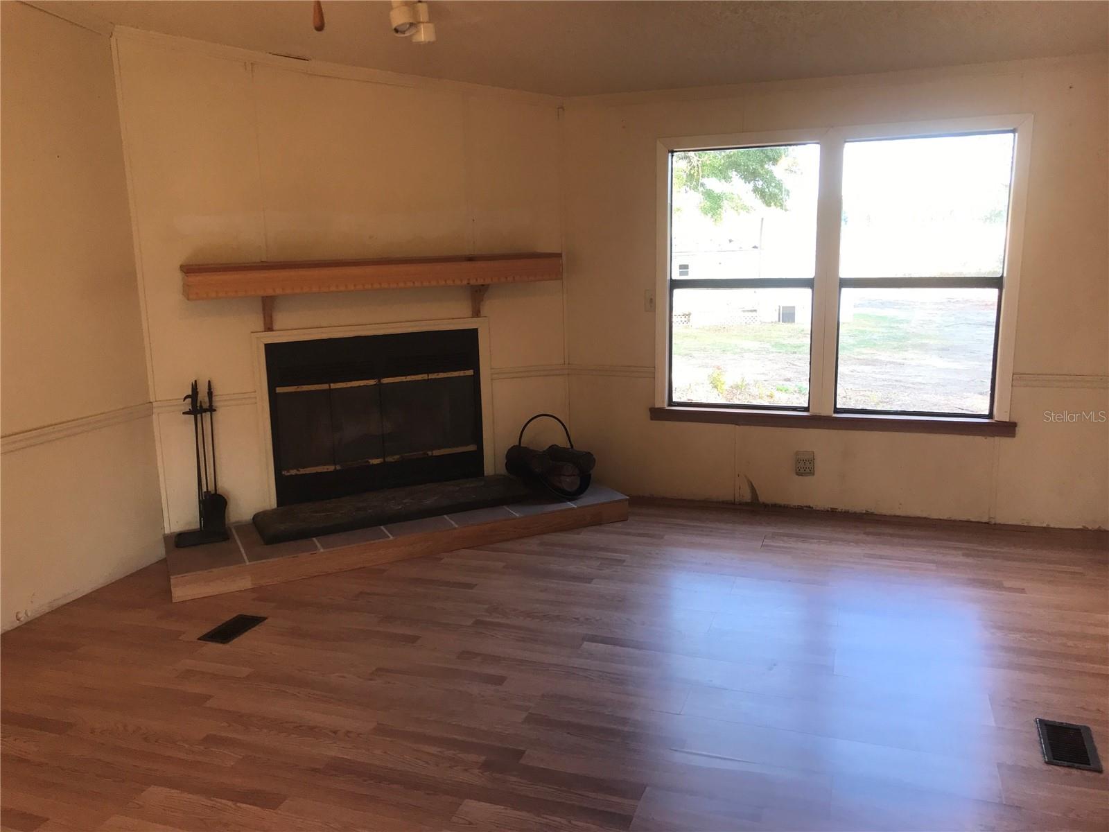 HAMANY ACRES UN 01 - Residential