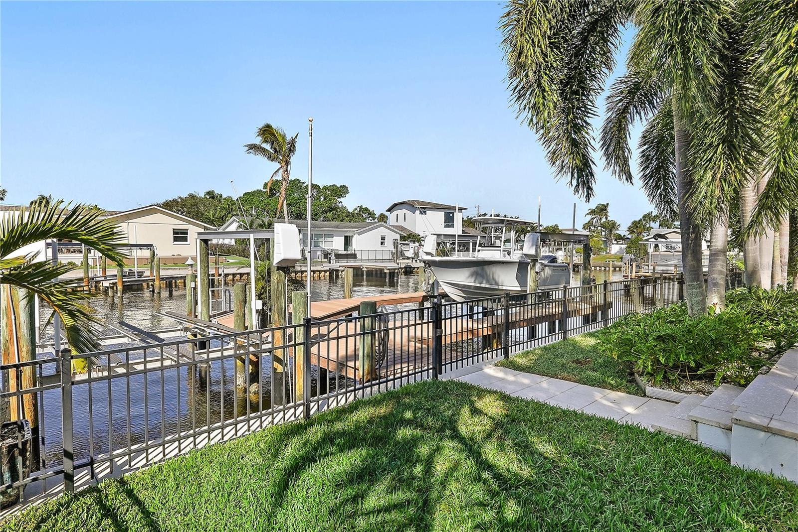 PATRICIAN POINT - Residential