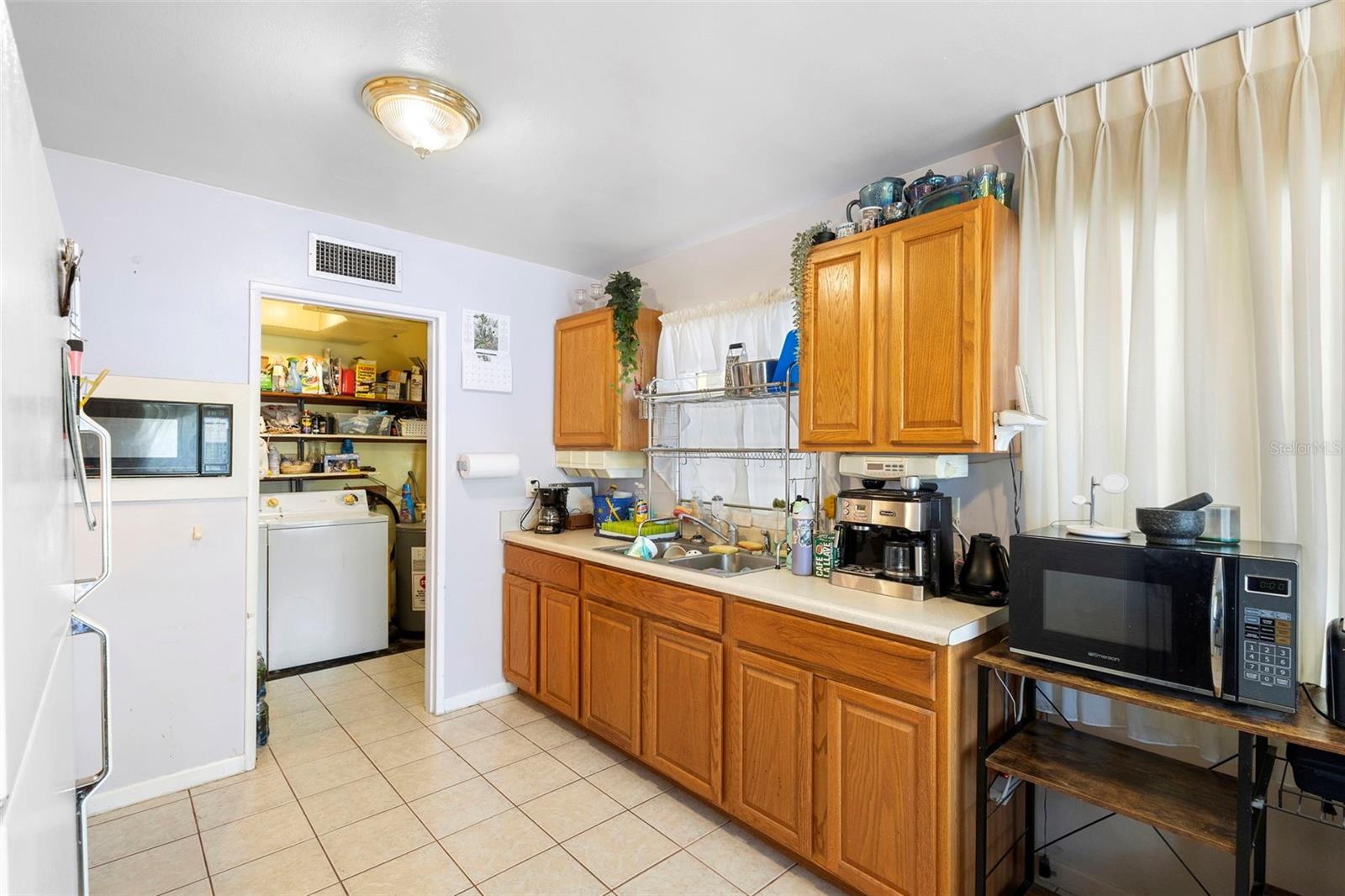 4200 W OAK RIDGE ROAD