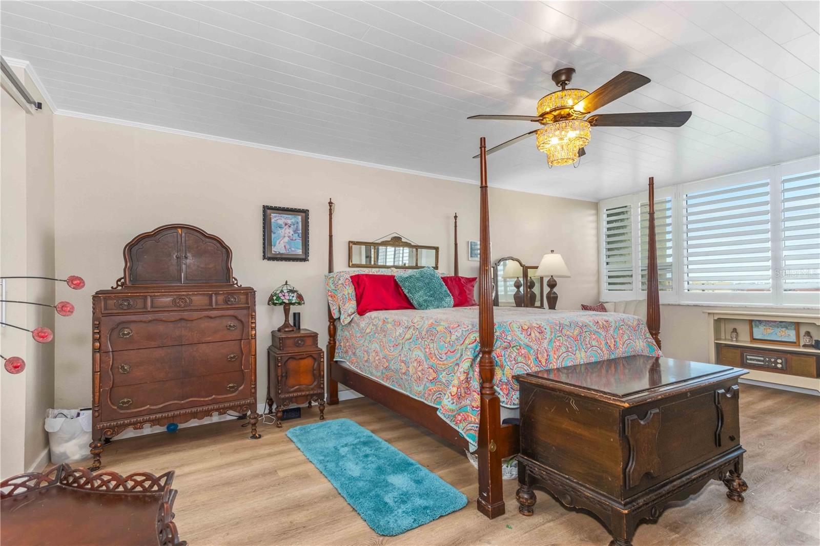 COVE CAY 26-21 VILLAGE II - Residential